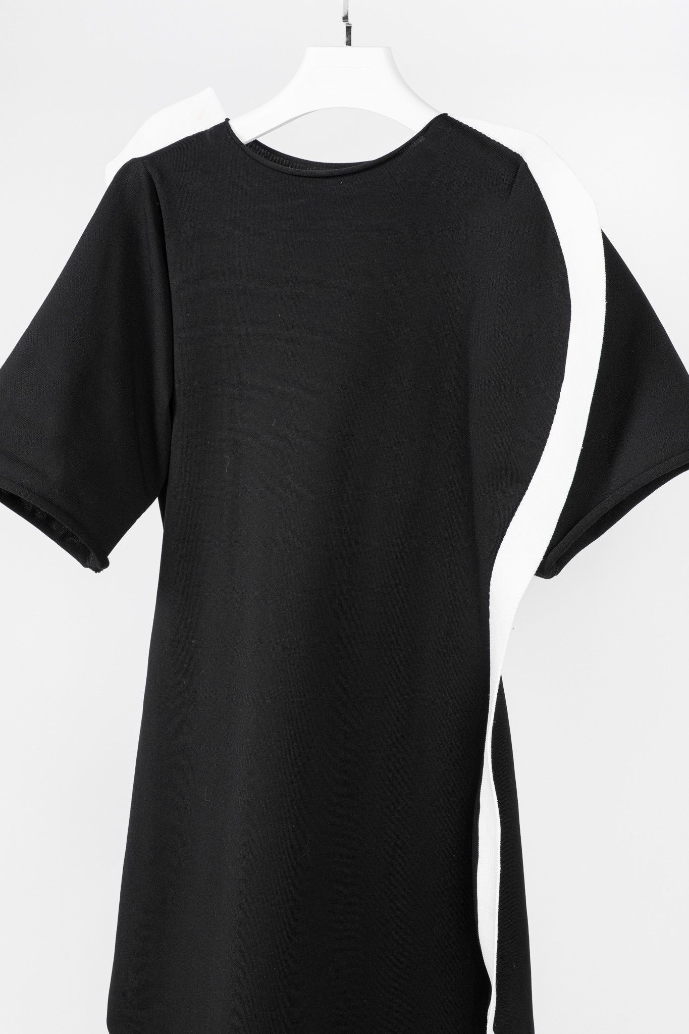 Issey Miyake Issey Miyake Black Knit White-Trim Curved Mini Dress Size XL / US 12-14 / IT 48-50 - 3 Thumbnail