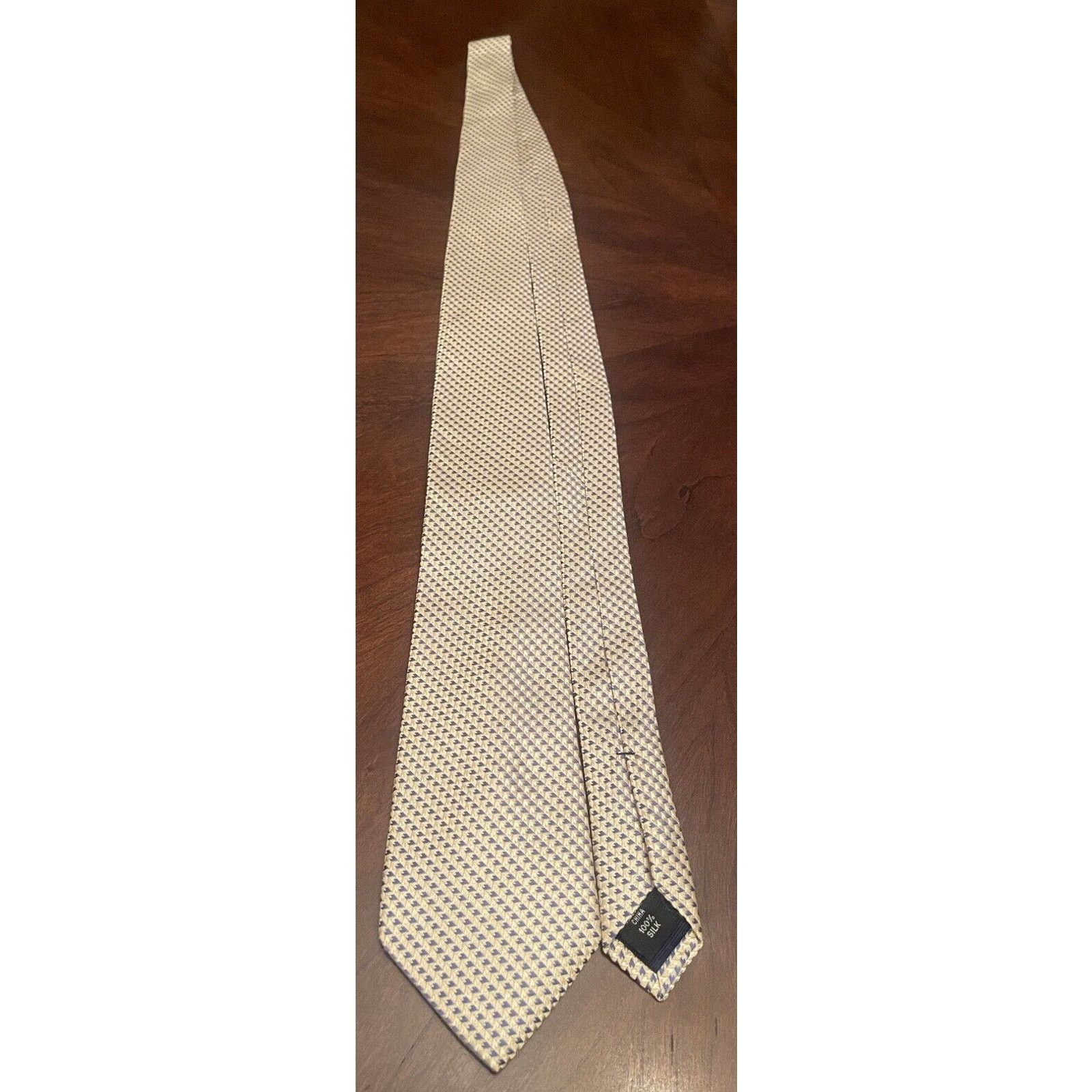 Michael Kors Michael Michael Kors Gold Blue 100% Silk Made In China Size ONE SIZE - 3 Thumbnail