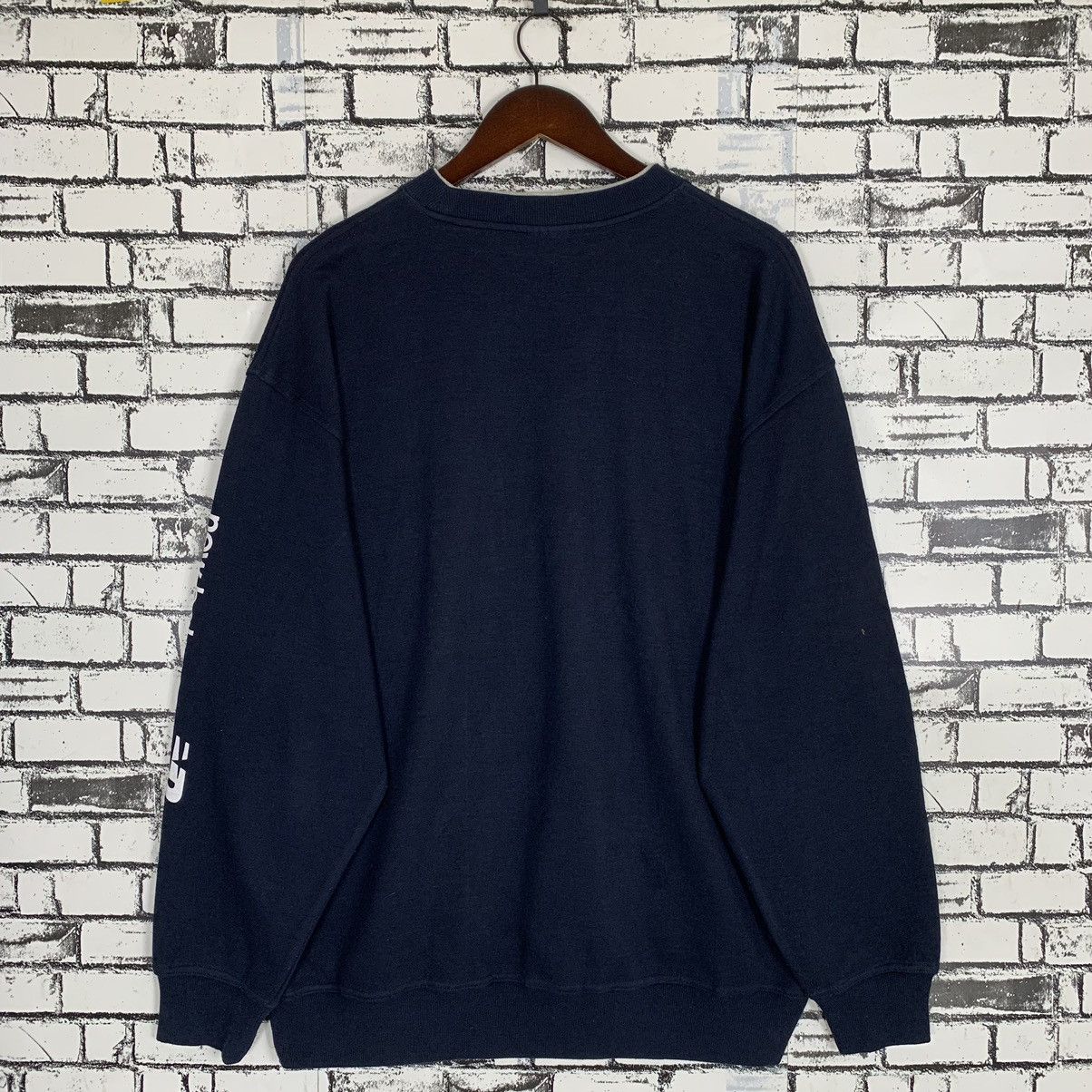 New Balance New Balance Athletic Footwear New Balance Sweatshirt Size US XL / EU 56 / 4 - 4 Thumbnail