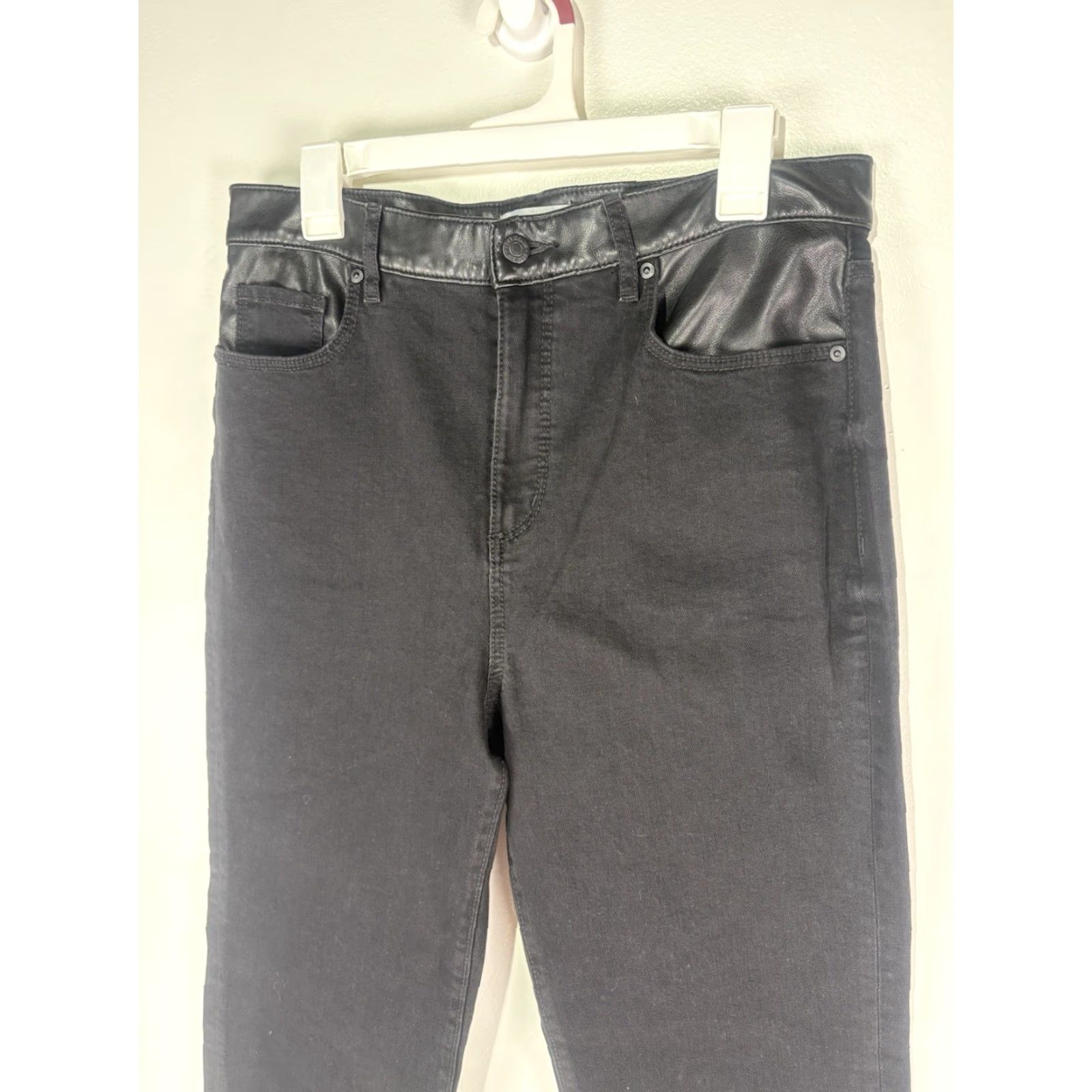 Loft VINTAGE The Loft Women's Dark Wash Faux Leather Trim Hi-Rise Straight Jeans Size 10 Fall 90s Punk Grunge Size ONE SIZE - 2 Thumbnail