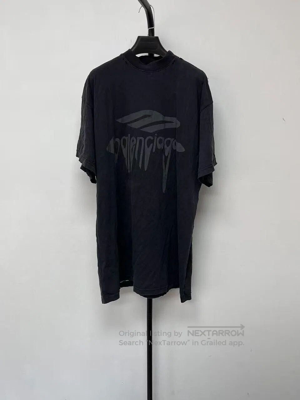Balenciaga Balenciaga Oversized Crew Neck T-Shirt. Size US S / EU 44-46 / 1 - 1 Thumbnail