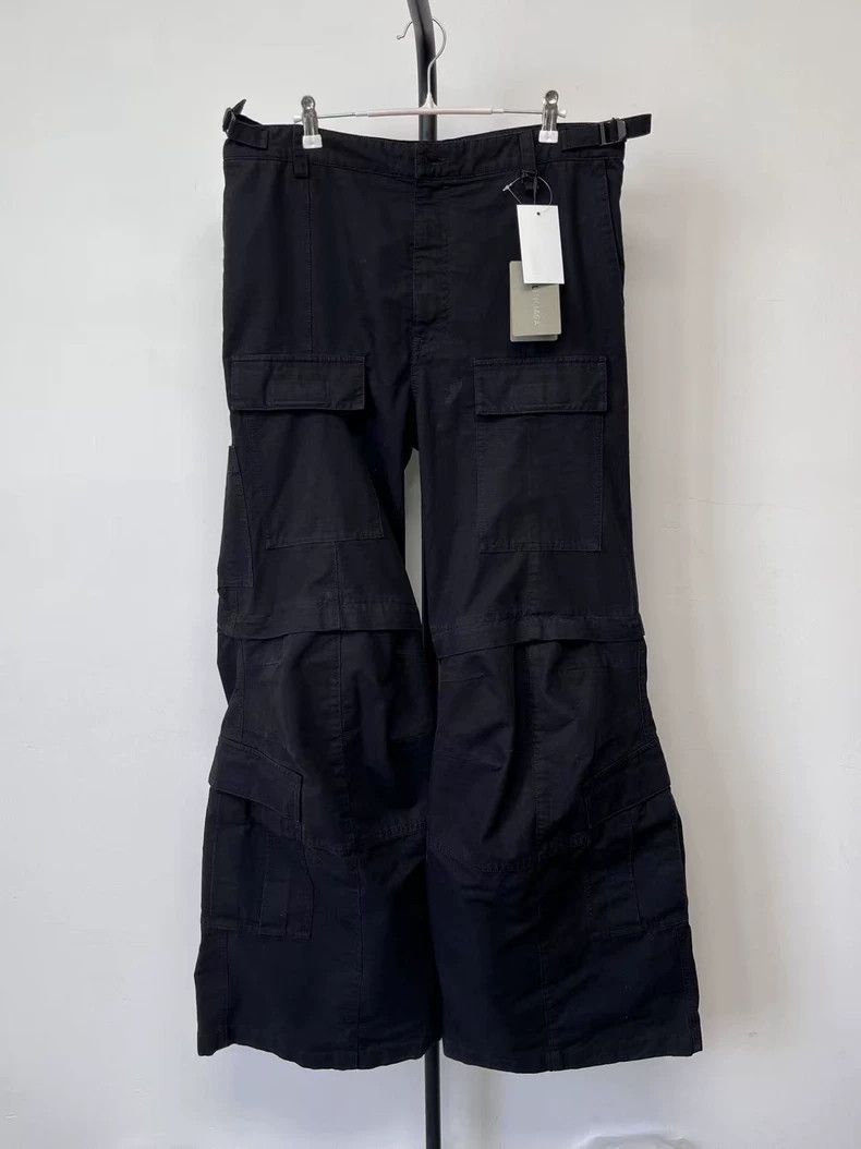 Balenciaga Balenciaga size L Make old bell-bottom pants Size US 26 / EU 42 - 1 Thumbnail