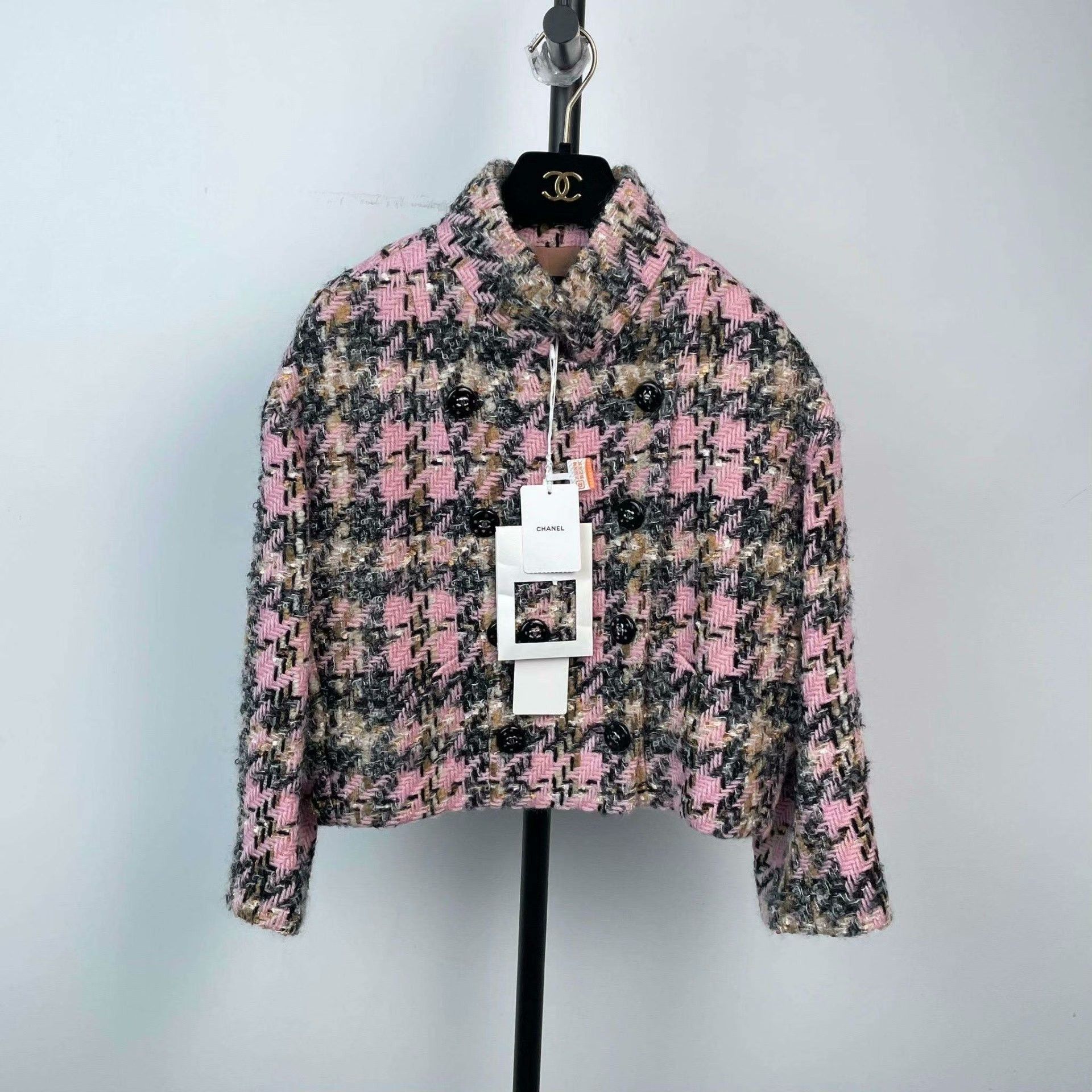 Chanel Chanel Pink Light Jacket 40 Men Size US M / EU 48-50 / 2 - 1 Thumbnail