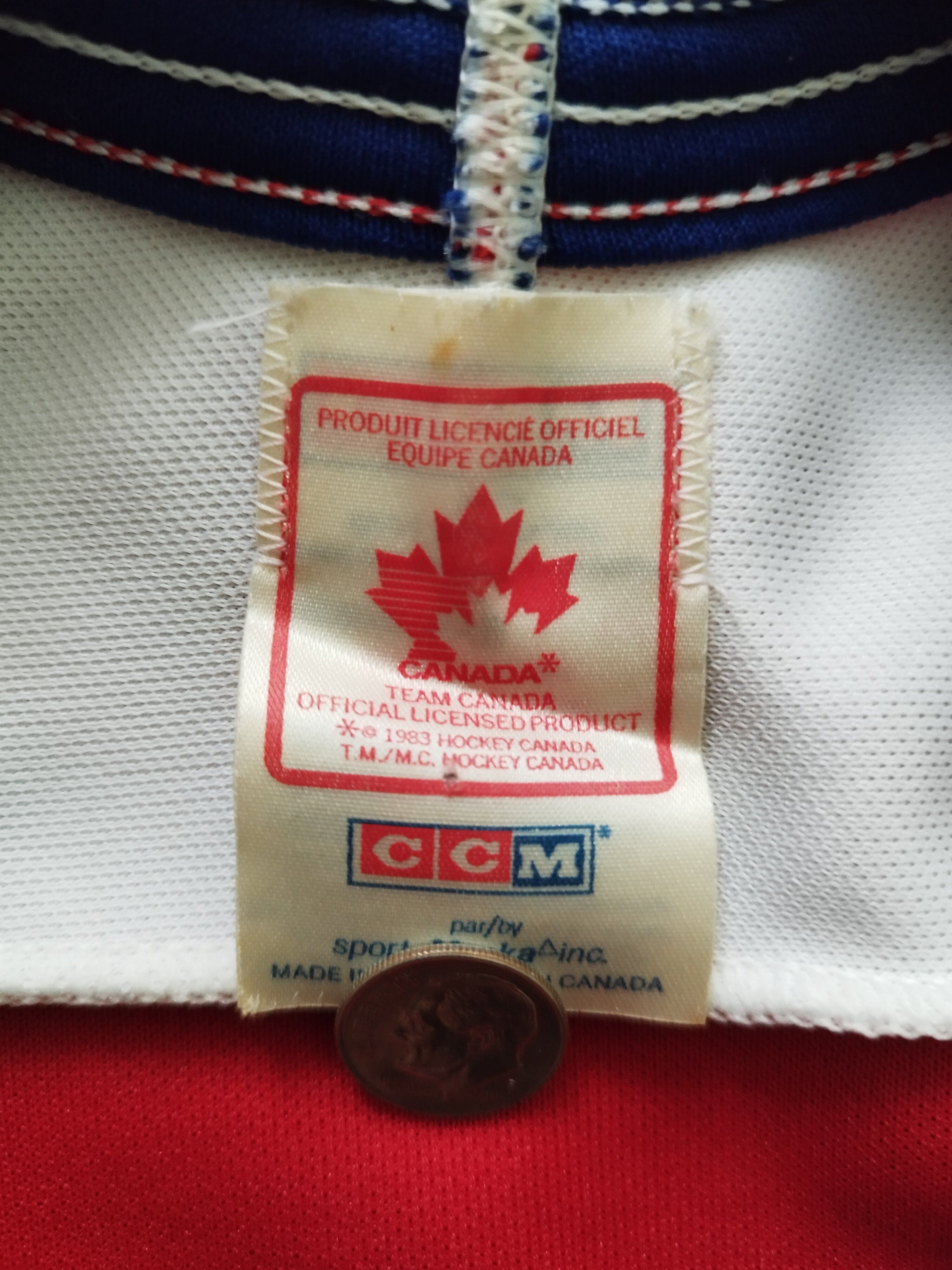 Vintage Vintage CCM TEAM CANADA Jersey Size US L / EU 52-54 / 3 - 9 Thumbnail