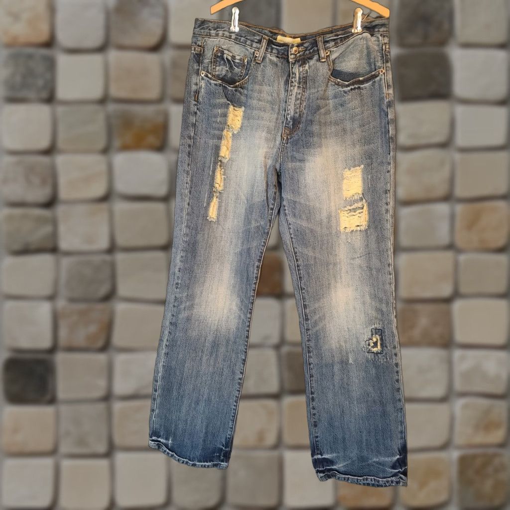 Vintage Industrial Exchange Jeans Mens Distressed Destroyed Loose Fit 36x34 5-Pocket Denim Blue 80s Theme Straight Jeans Mens Size US 36 / EU 52 - 1 Thumbnail