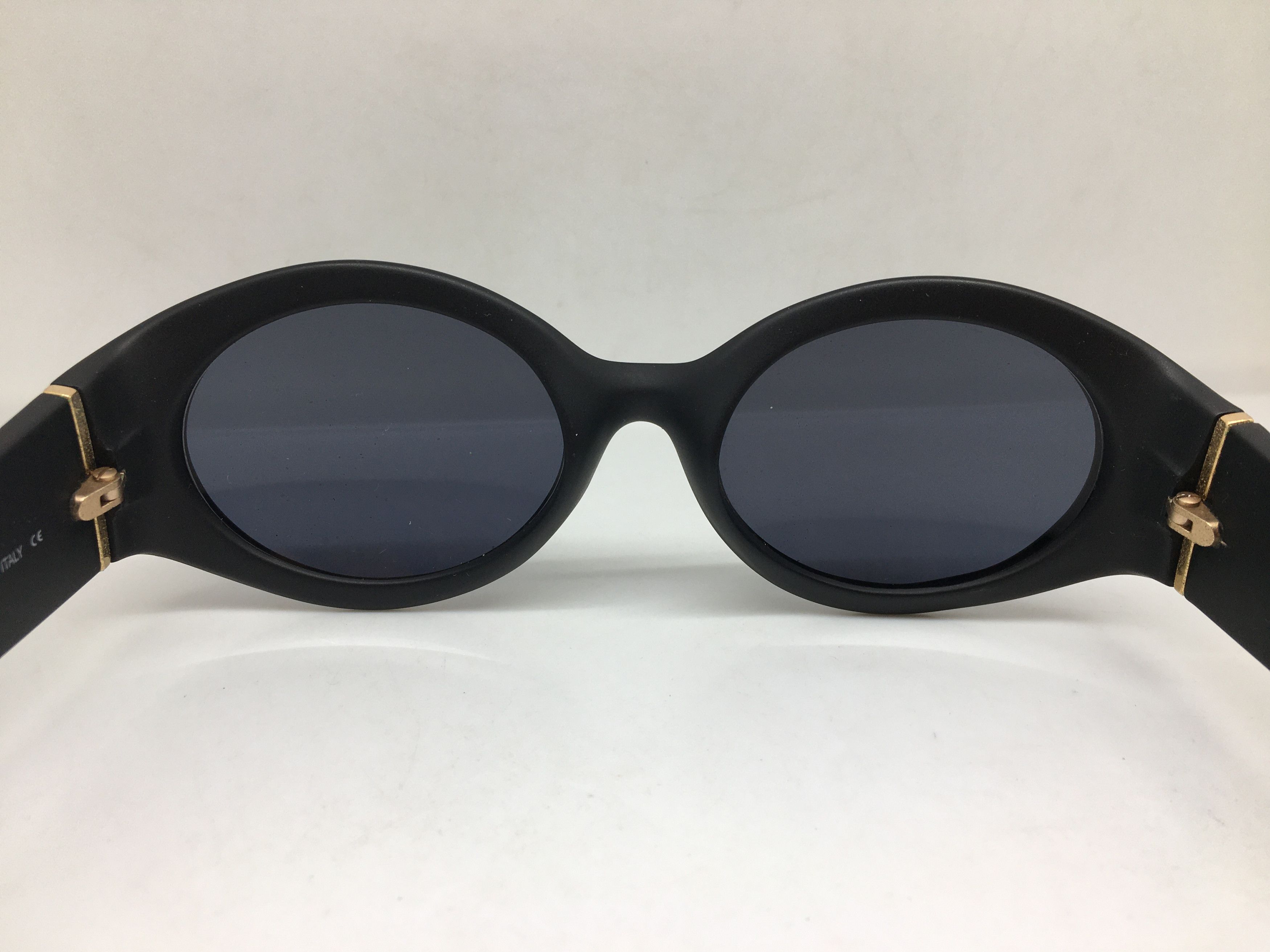 Valentino Vintage Valentino V5015 Sunglasses Frame Italy Size ONE SIZE - 5 Thumbnail