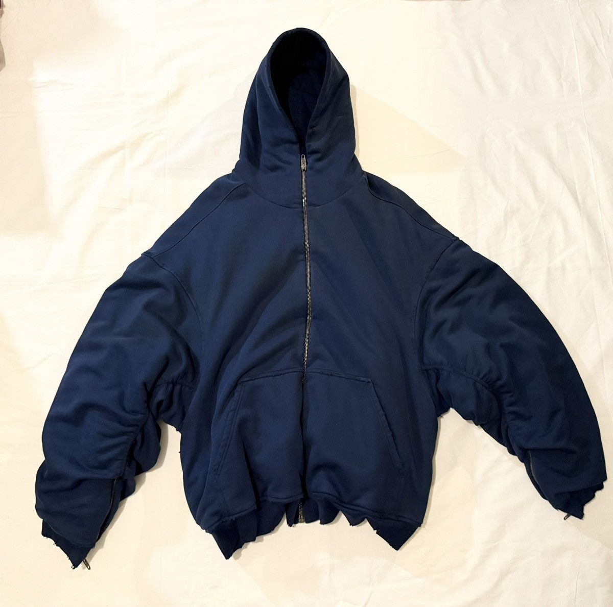 Balenciaga RARE Balenciaga Hoodie Bomber Jacket Size US S / EU 44-46 / 1 - 2 Thumbnail