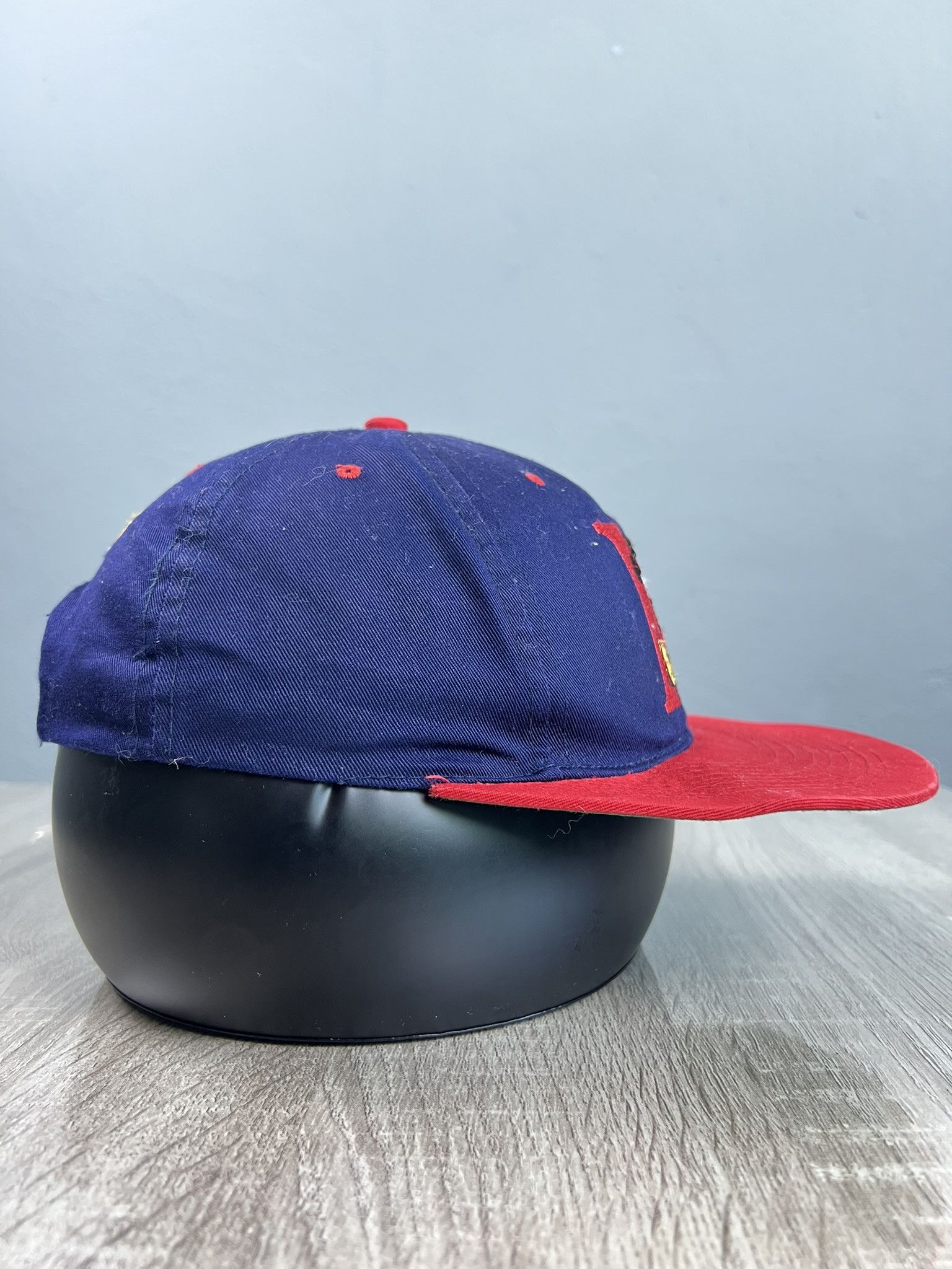 Disney × Mickey Mouse × Vintage Vintage Mickey Mouse Small Size Cap #22 Size ONE SIZE - 3 Thumbnail