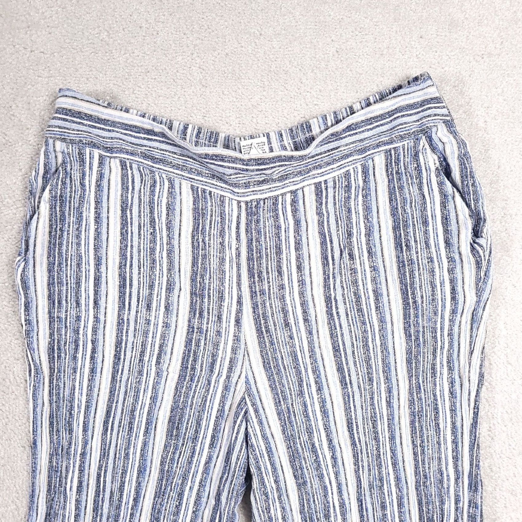Nine West Nine West Capri Pants Women Large Blue Stripe Pockets Soft Comfort Cotton Rayon Pull On Tapered Leg Flat Front Casual Vintage: No Size 36" / US 14 / IT 50 - 2 Thumbnail