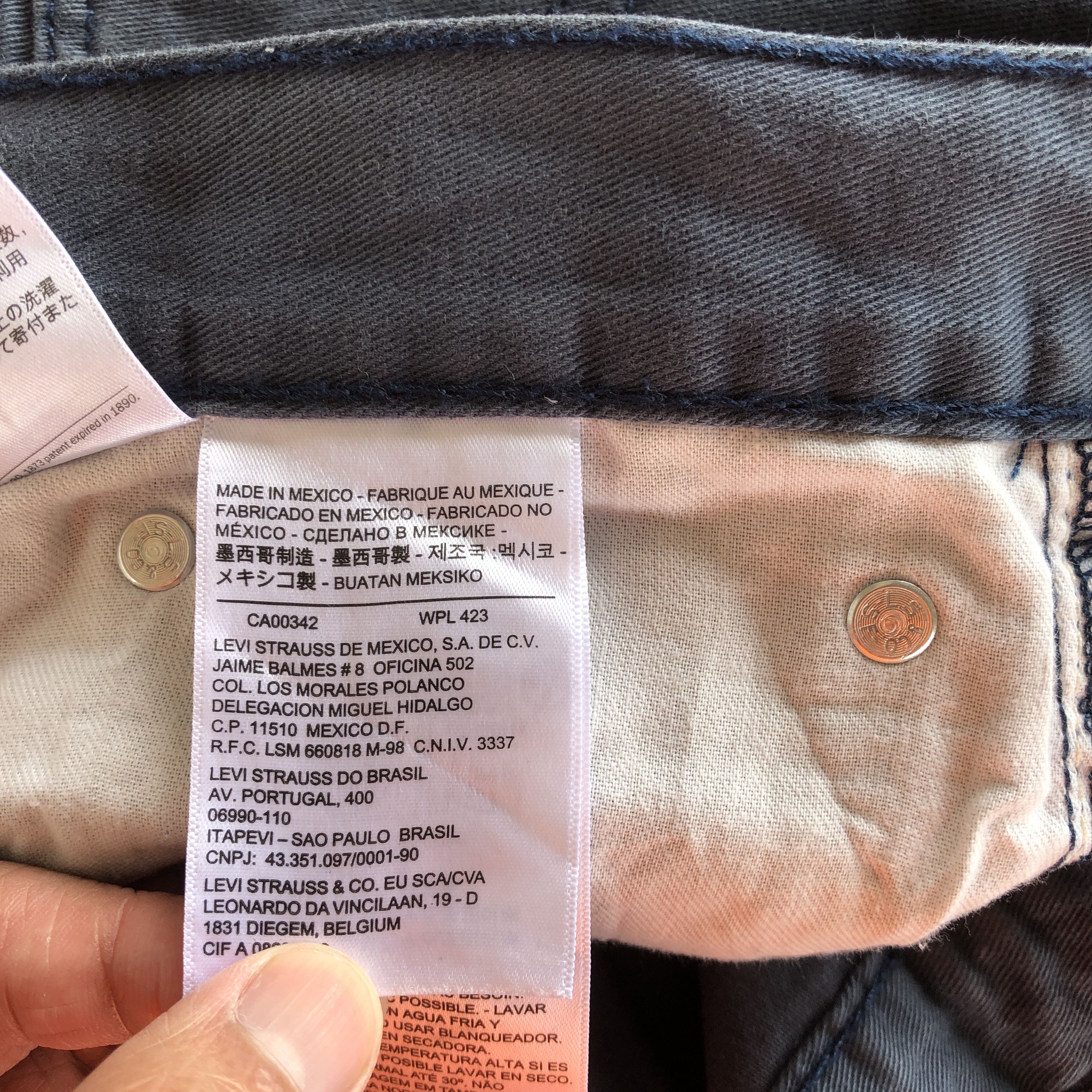 Levi's Vintage Levis Jeans Faded Black Levis 514 Denim Pants Size US 36 / EU 52 - 8 Thumbnail