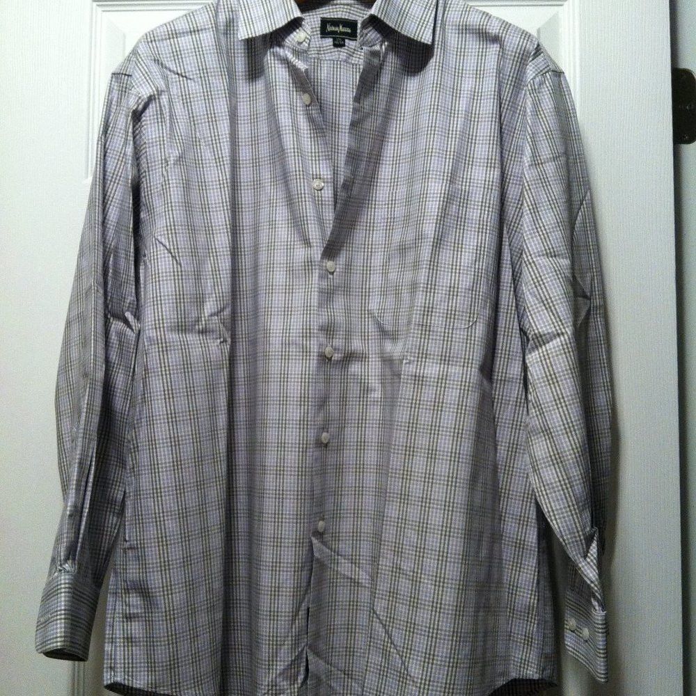 Neiman Marcus NEIMAN MARCUS MENS COTTON CASUAL SHIRT SIZE: 17.5/32-33 Size US XL / EU 56 / 4 - 4 Thumbnail