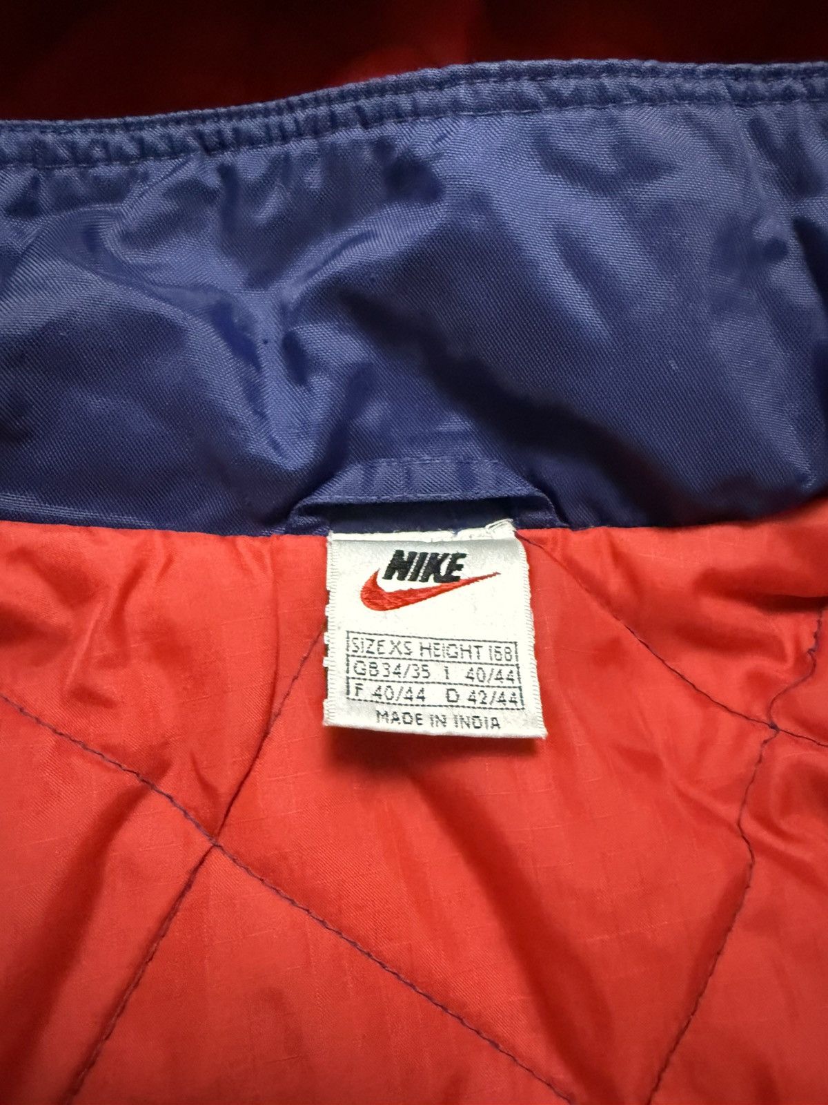 Nike × Vintage Vintage Nike Swoosh Jacket Windbreaker Big Logo Y2K 90s Size US S / EU 44-46 / 1 - 10 Thumbnail