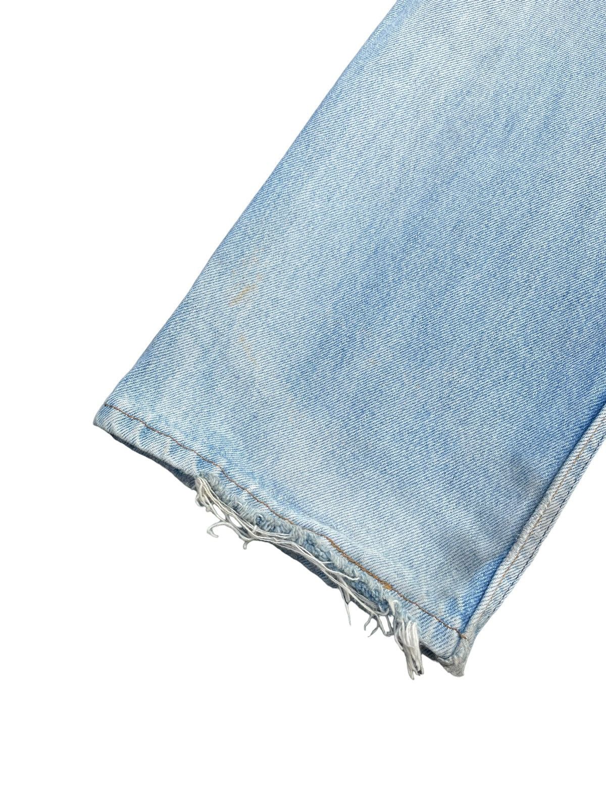 Levi's Vintage 1991 Levis 501 e Usa Faded Distressed Size US 31 - 11 Thumbnail
