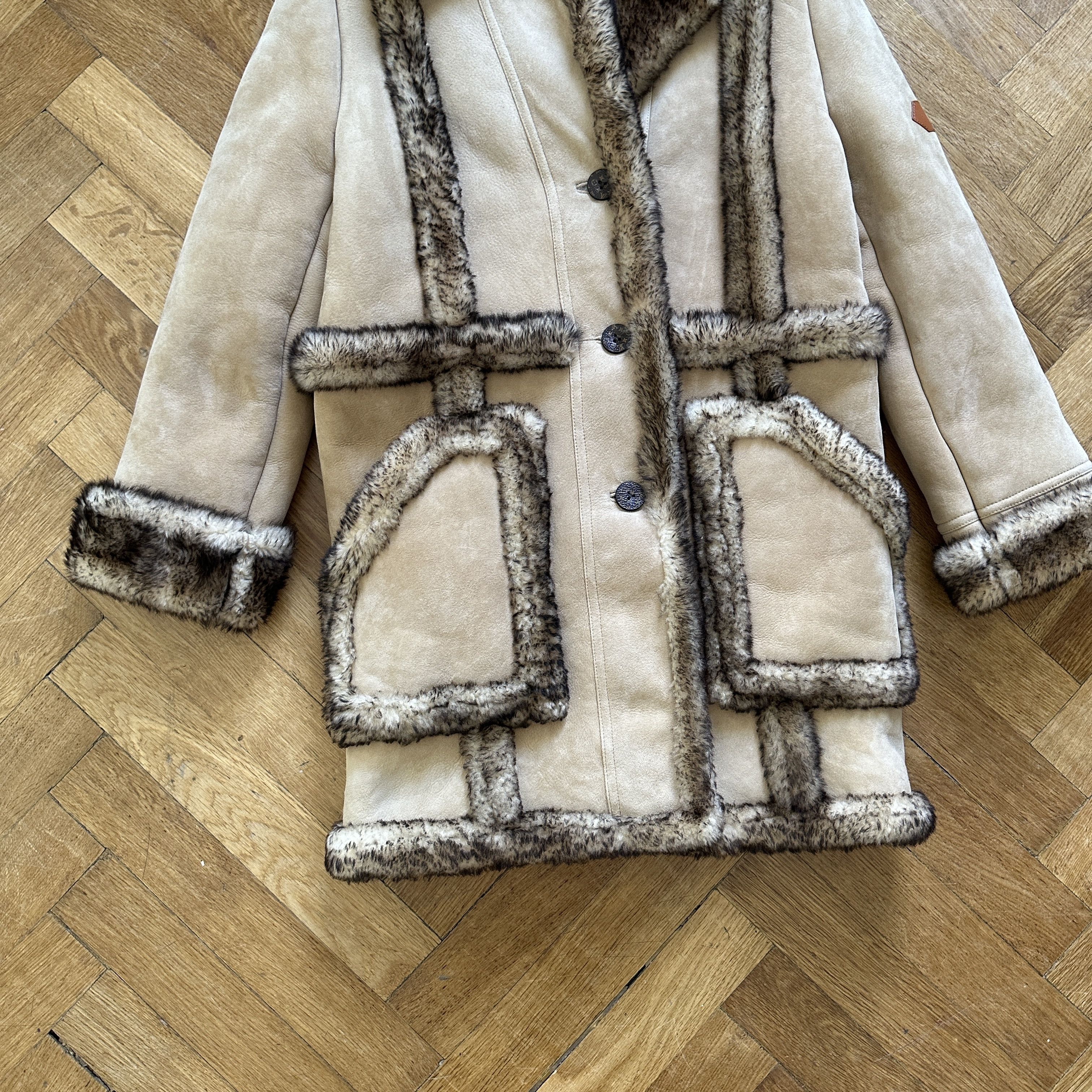 Louis Vuitton 1 of 1 Prototype Shearling Fur Coat Size XS / US 0-2 / IT 36-38 - 3 Thumbnail