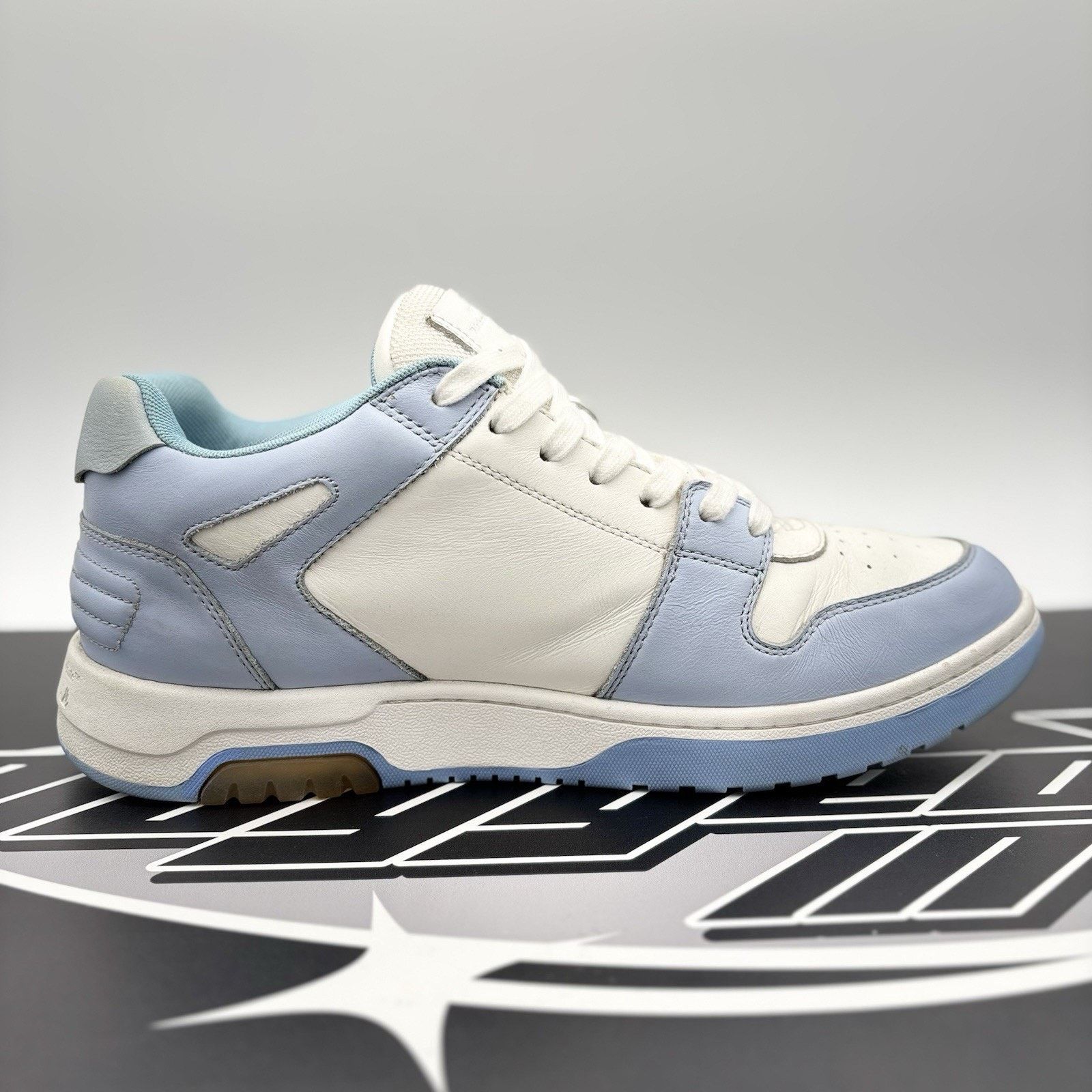 Off-White Off-White Out of Office Low ' Light Blue ' | GOOD CONDITION! Size US 11 / EU 44 - 13 Thumbnail