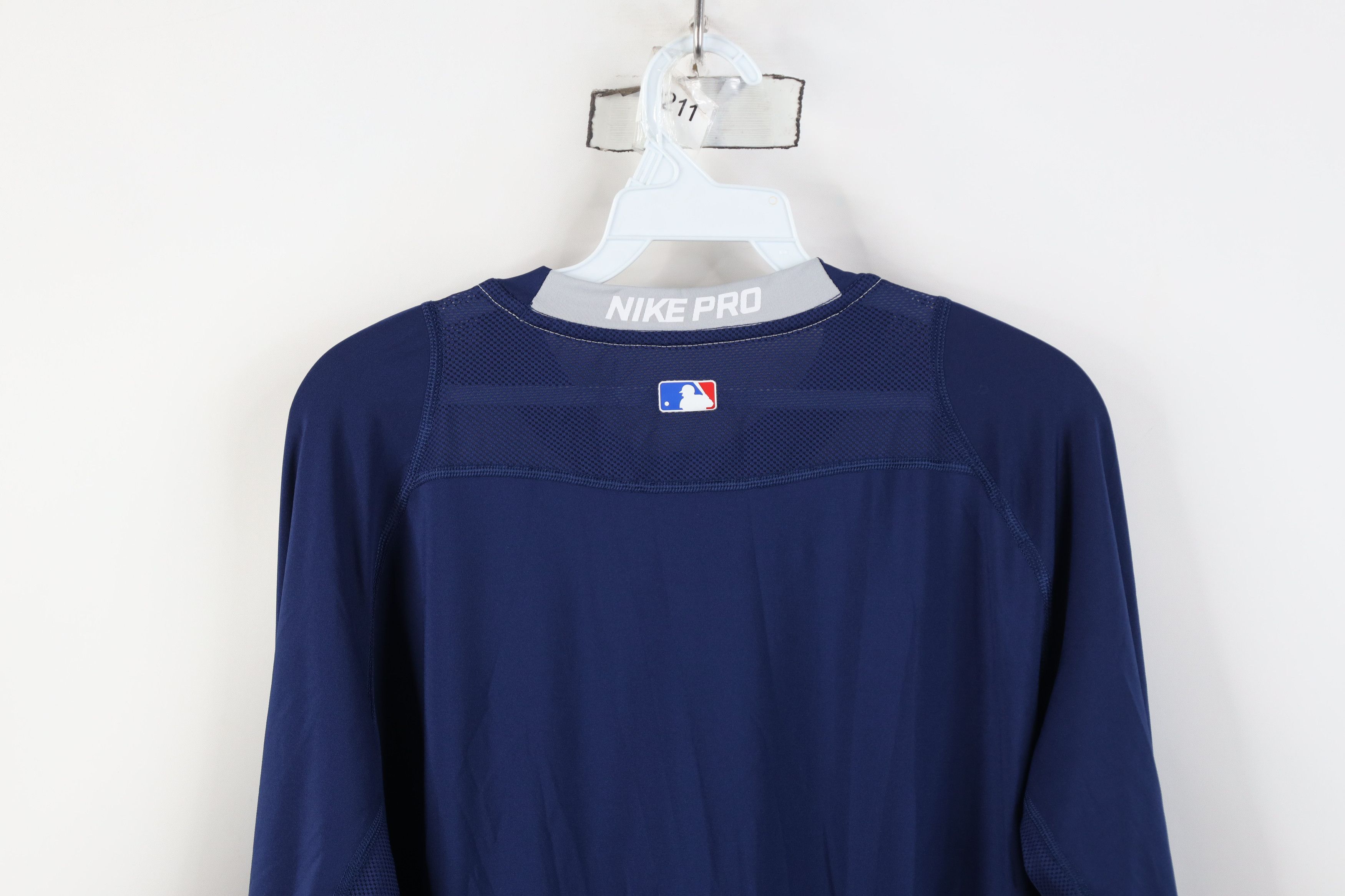 Nike Nike Pro Combat Compression 3/4 Sleeve Raglan T-Shirt Size US L / EU 52-54 / 3 - 12 Thumbnail