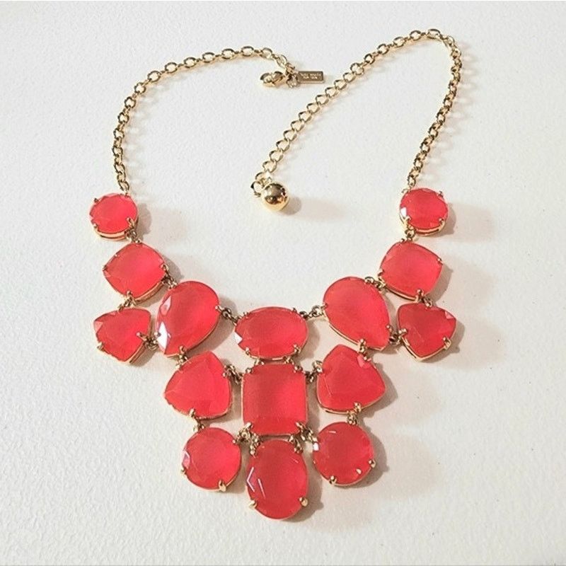 Kate Spade Kate Spade Vegas Jewels Facet Cluster Pink Bib Necklace Size ONE SIZE - 4 Thumbnail