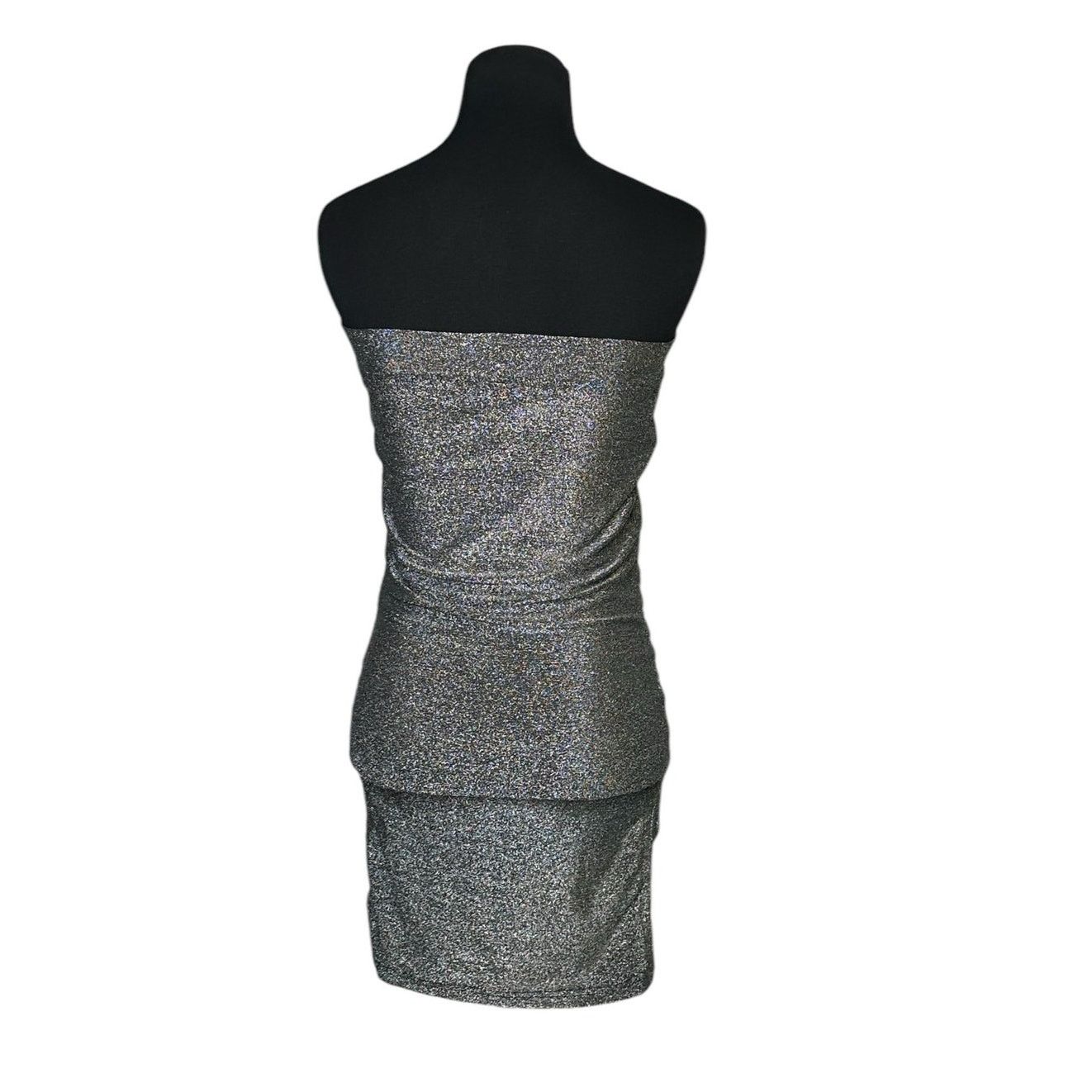 BB Dakota BB Dakota silver strapless bodycon dress size Medium Size M / US 6-8 / IT 42-44 - 9 Thumbnail