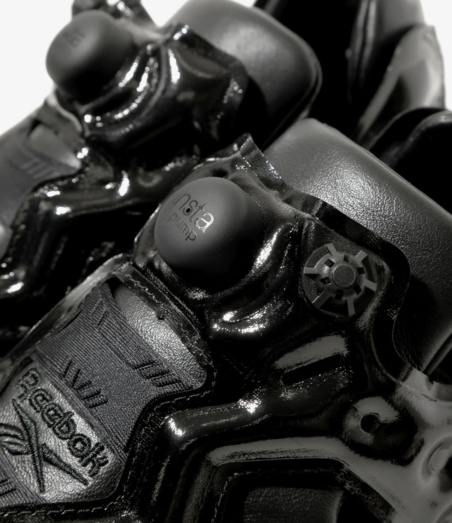 Needles × Reebok Needles x Reebok - Instapump Fury 94 - Black Size US 7 / EU 40 - 4 Thumbnail