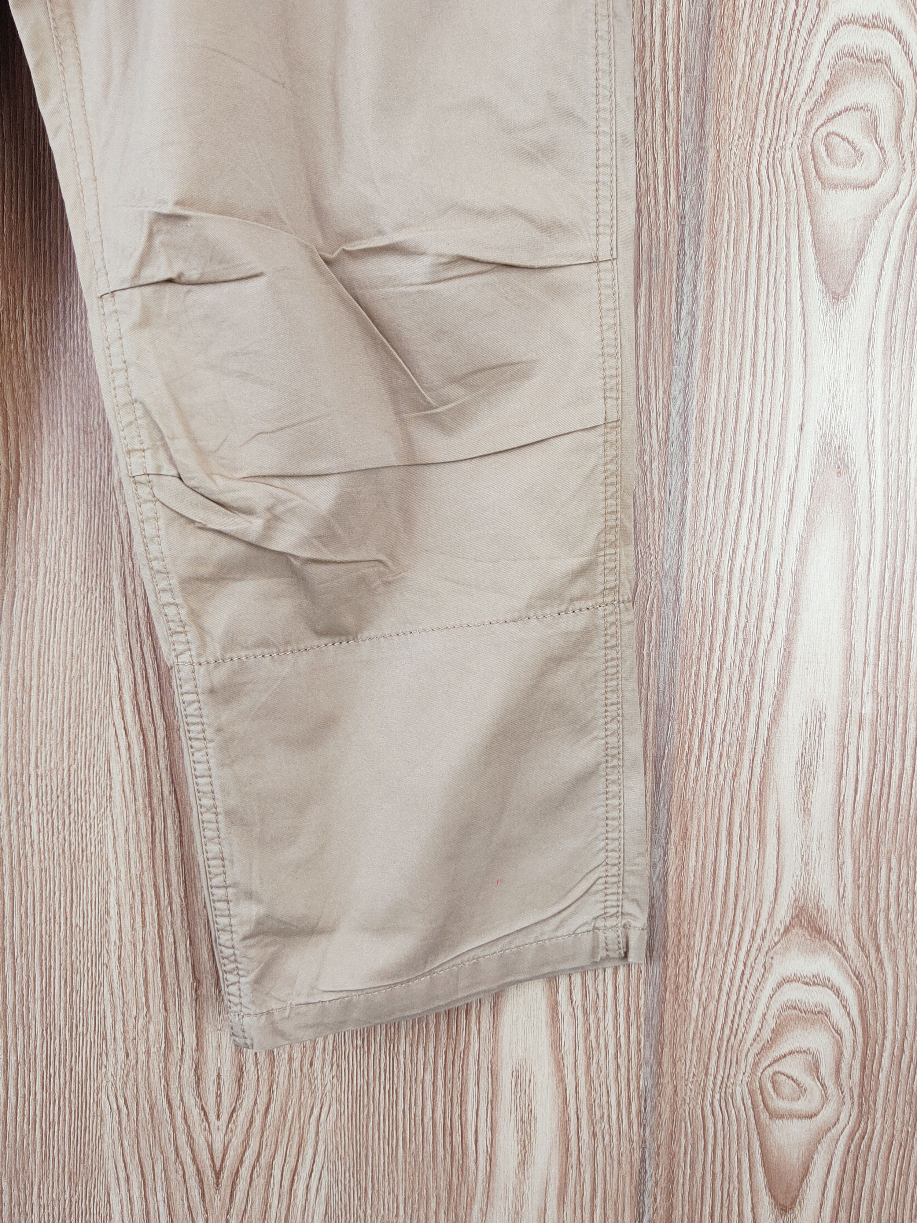 Japanese Brand Japanese Brand Beige Multipocket Tactical Cargo Pants #W911 Size US 33 - 7 Thumbnail