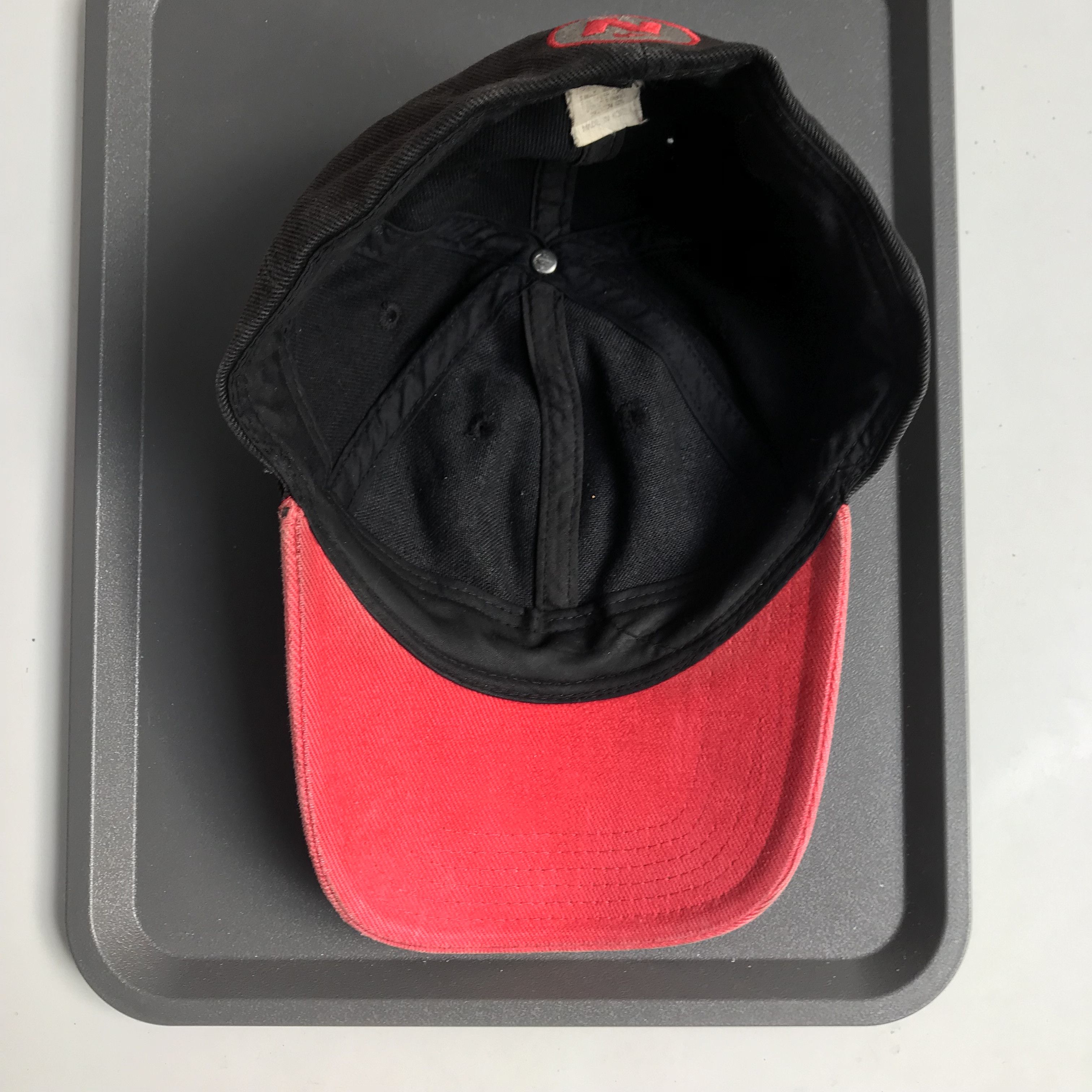 Nike Nike Men’s Fitted Hat Black Red Size 7 3/8 Embroidered Logo Size ONE SIZE - 8 Thumbnail