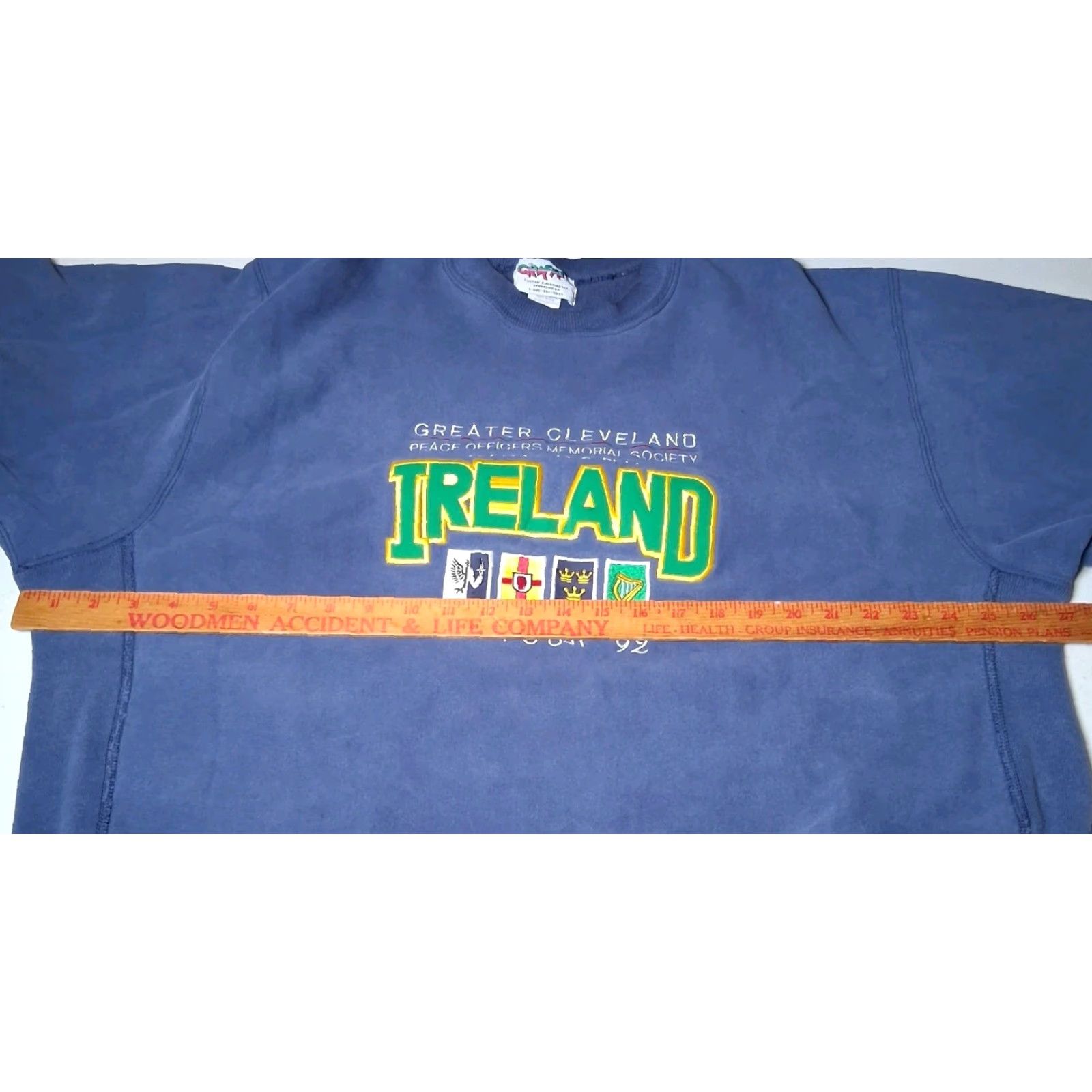 Vintage VINTAGE Graffiti Cleveland Peace Officers Memorial Society Pipe Band Sweatshirt 2X Ireland Vtg Mens Crew Neck Pullover Blue Embroidered Size US XXL / EU 58 / 5 - 6 Thumbnail
