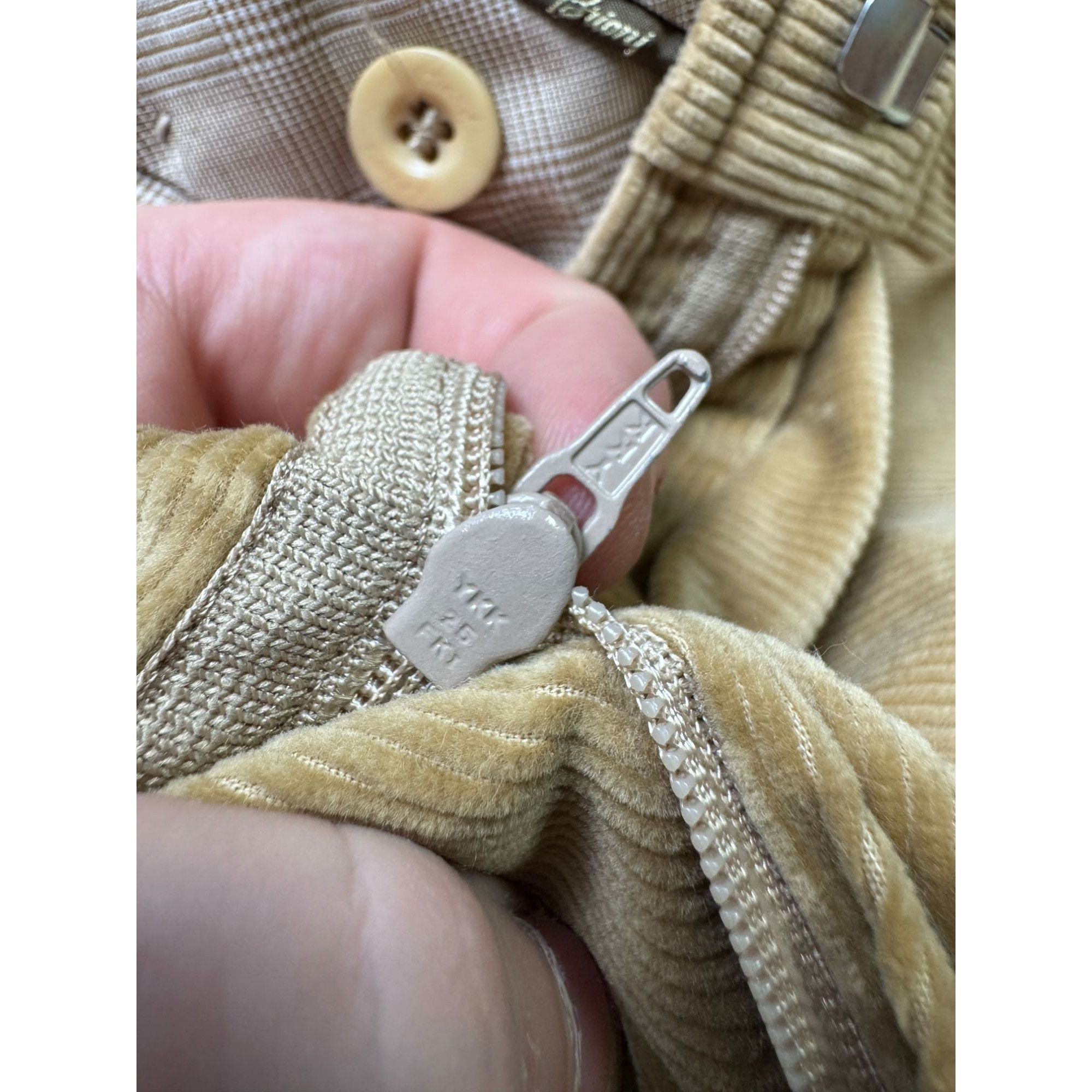 Brioni Brioni Canazei Beige Corduroy Trousers Pants (Y1132) Size US 38 / EU 54 - 5 Thumbnail