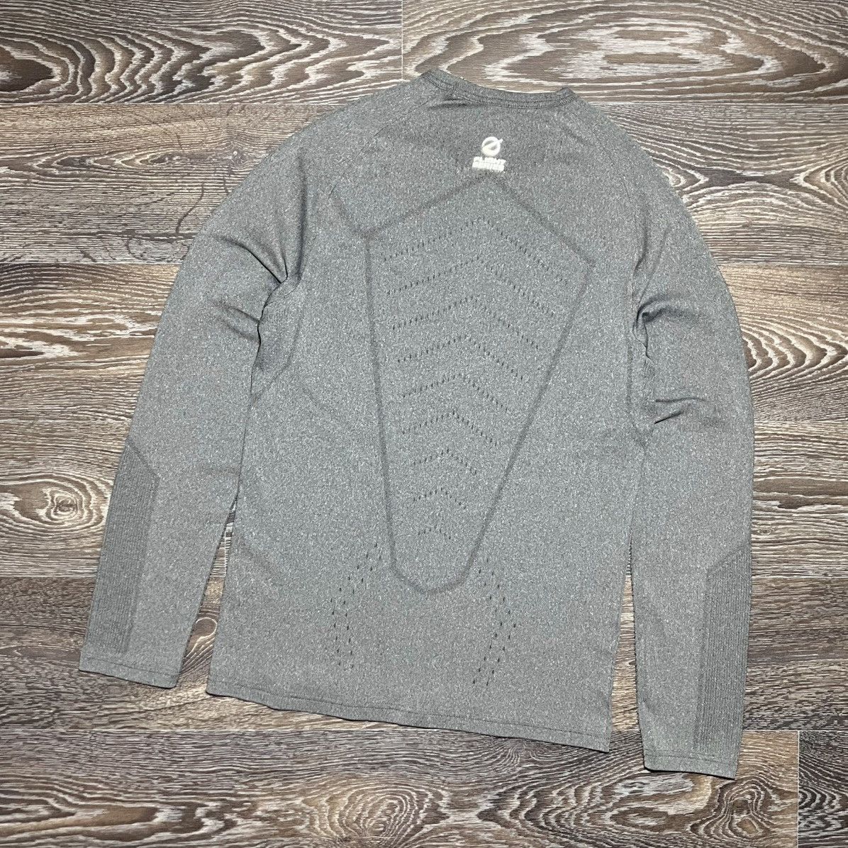 The North Face THE NORTH FACE Flight Series Reflective Logo L/S Base Layer Size US M / EU 48-50 / 2 - 2 Thumbnail