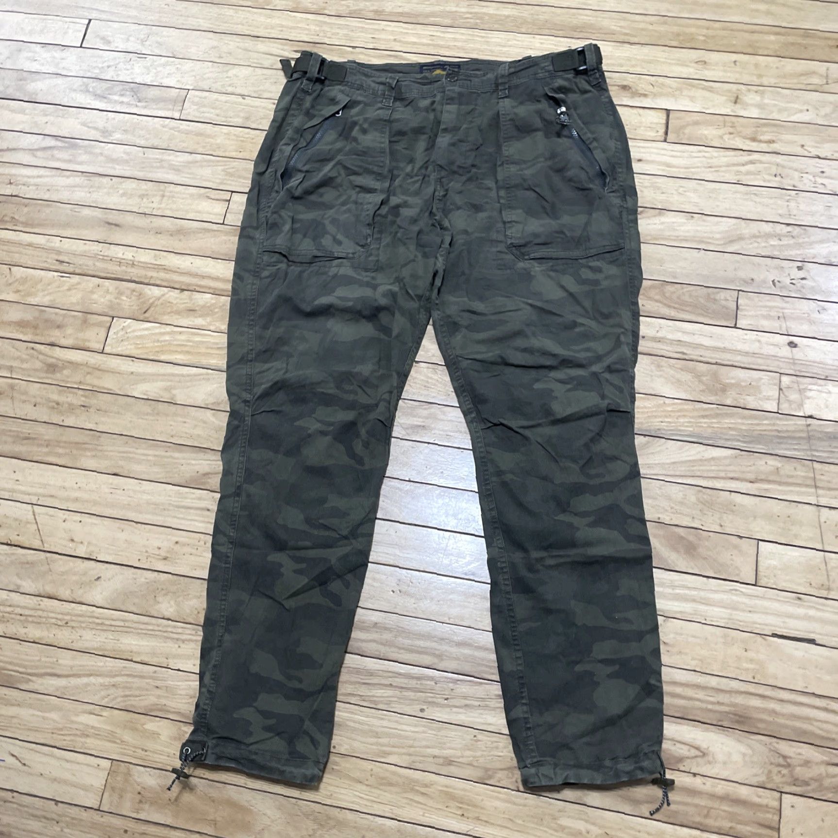 Abercrombie & Fitch VINTAGE Abercrombie & Fitch Military Camo Cargo Pants Men 36x32 Slim Straight Green Camouflage Cargo Pocket Zip Navy? Size US 36 / EU 52 - 6 Thumbnail