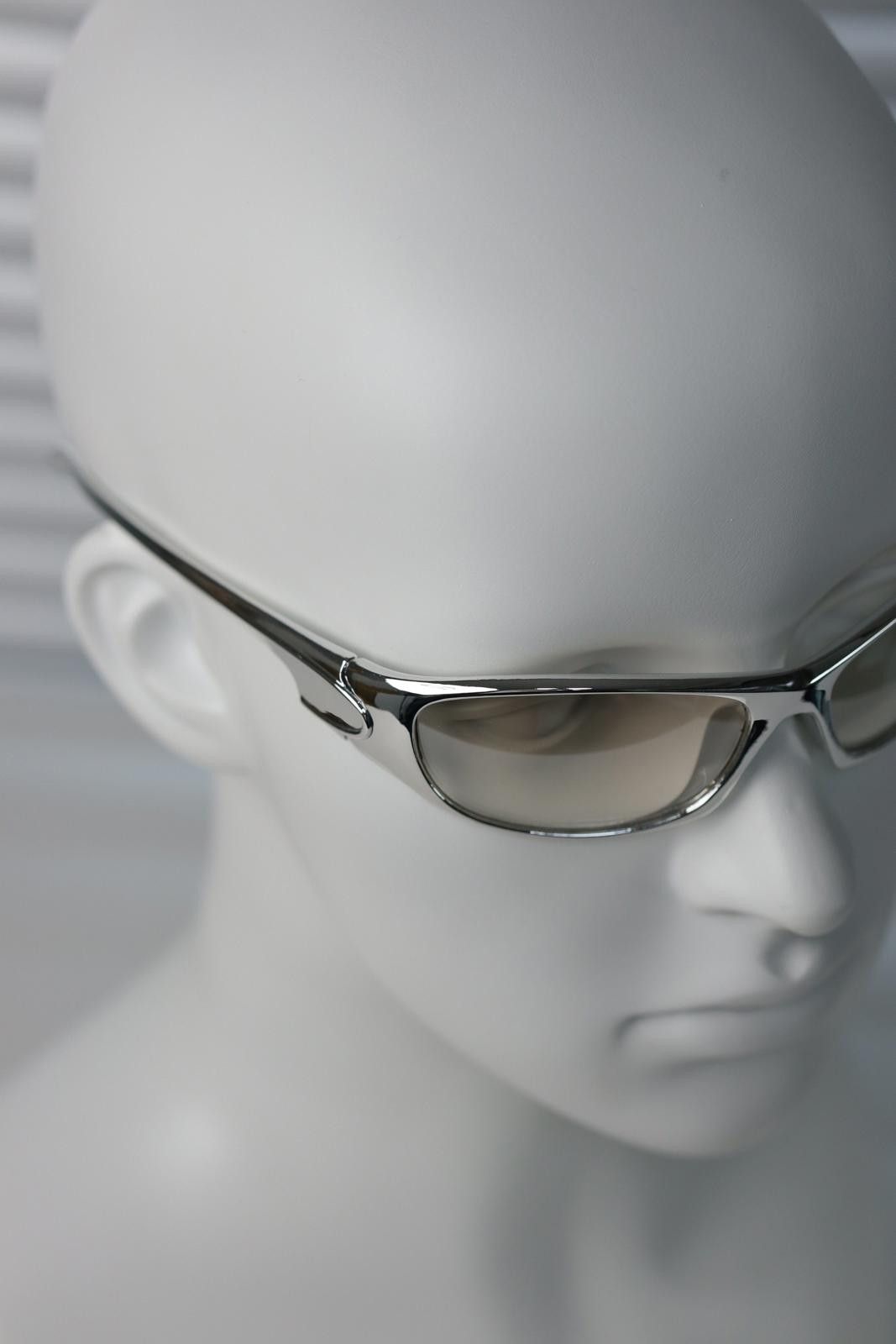 Japanese Brand Y2k Vtg Avant Garde Futuristic Sunglasses Silver OS Unisex Size ONE SIZE - 4 Thumbnail