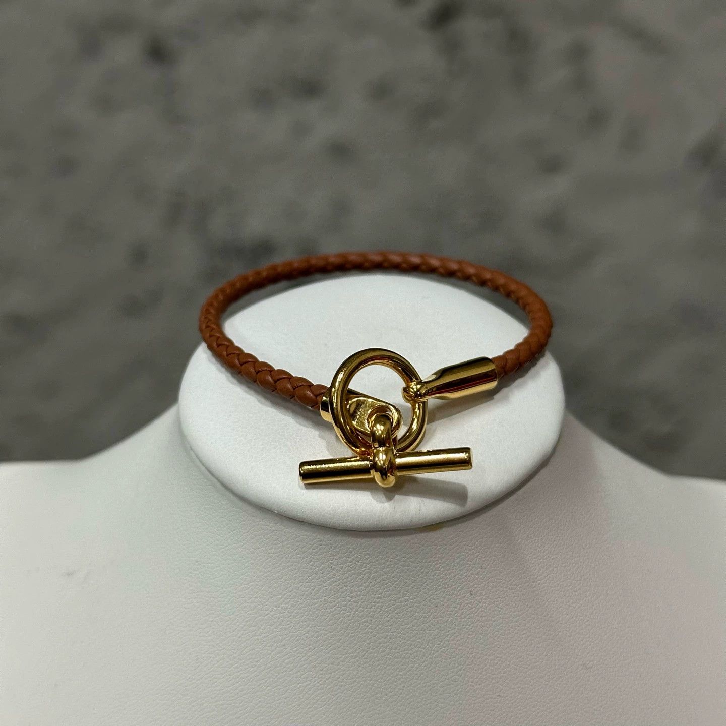 Hermes Hermes New Hand Bracelet Size ONE SIZE - 1 Thumbnail