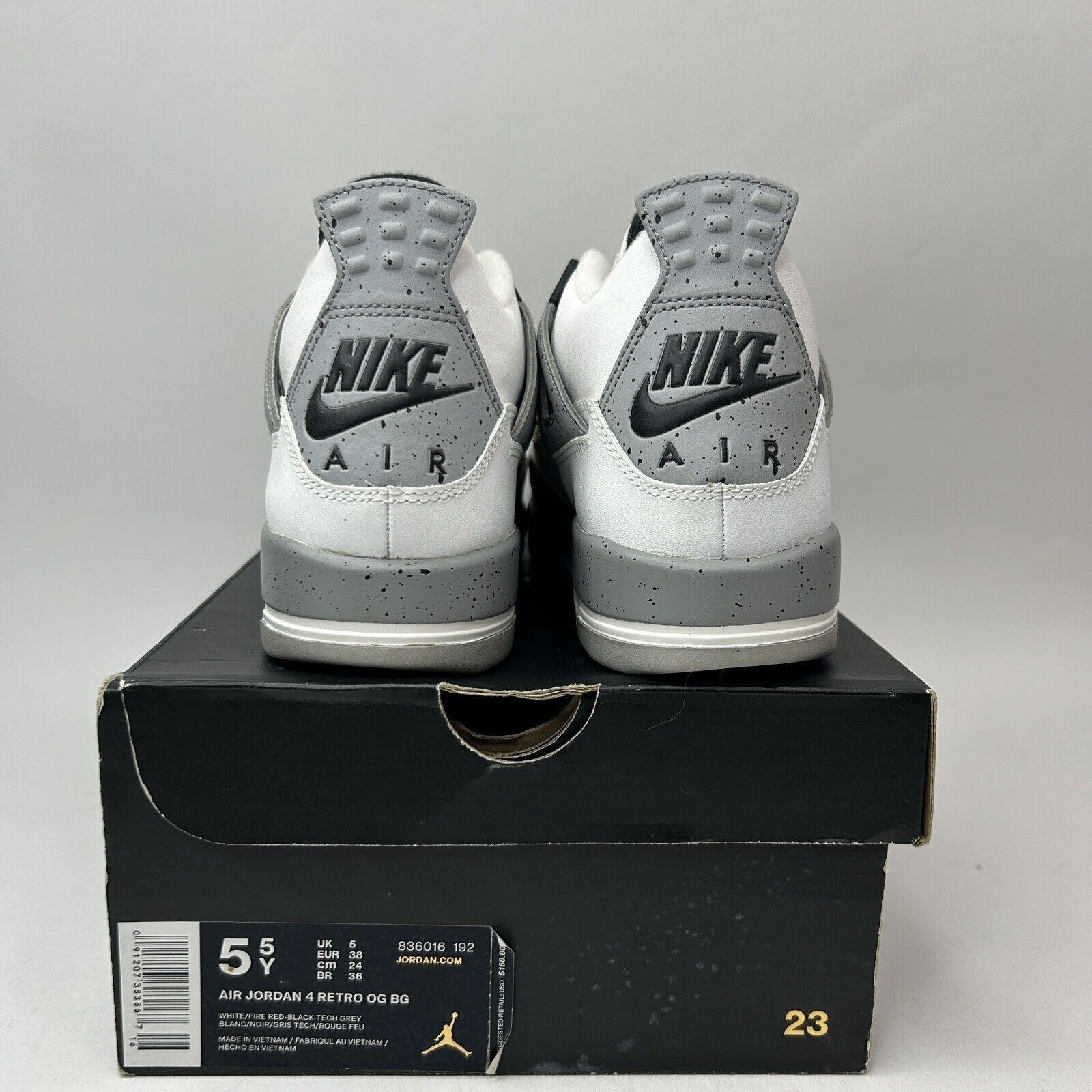 Jordan Brand Nike Air Jordan Retro 4 Retro BG “White Cement” 2016 Size US 7 / IT 37 - 4 Thumbnail