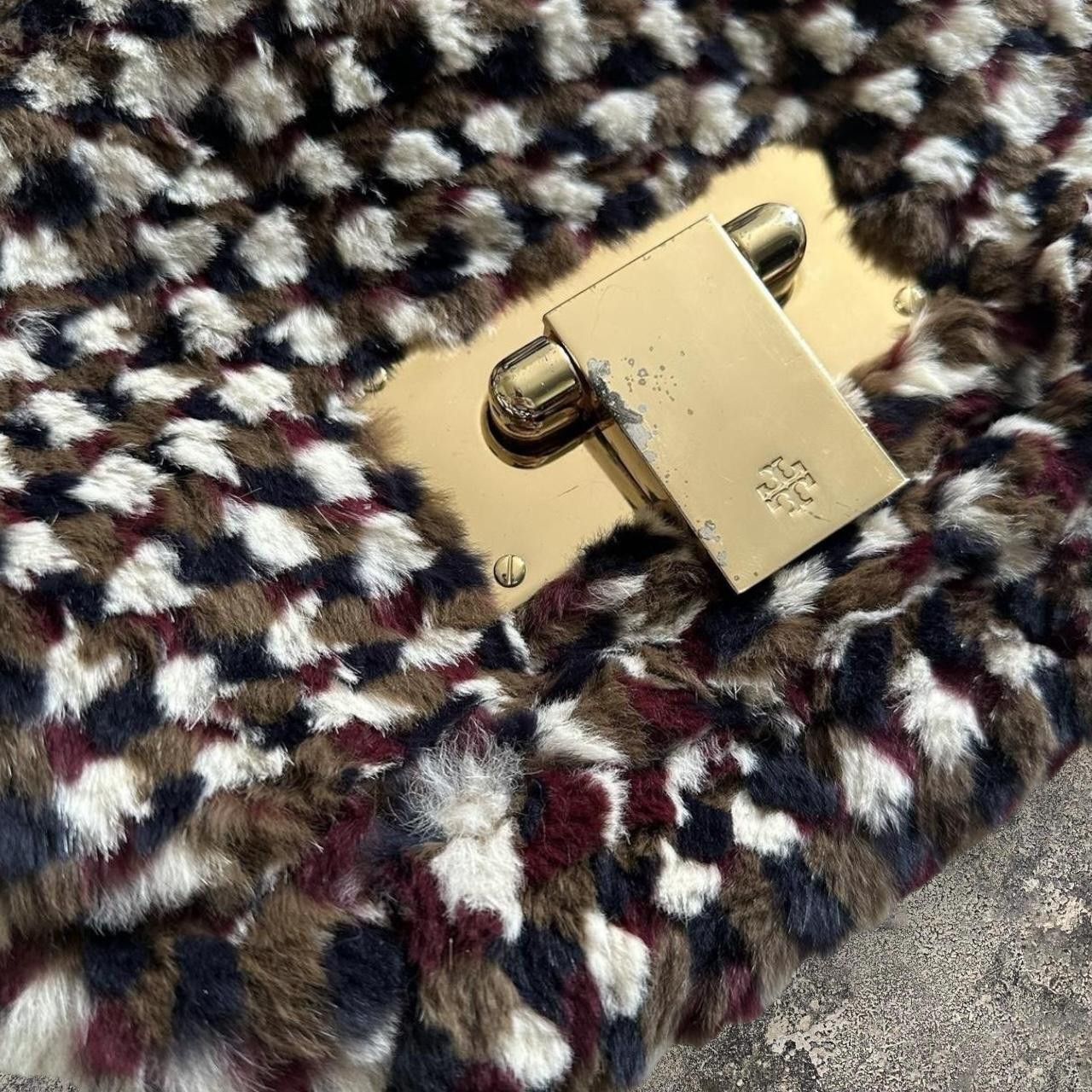 Tory Burch Tory Burch Rabbit fur bag kidcore hippie real fur Size ONE SIZE - 8 Thumbnail