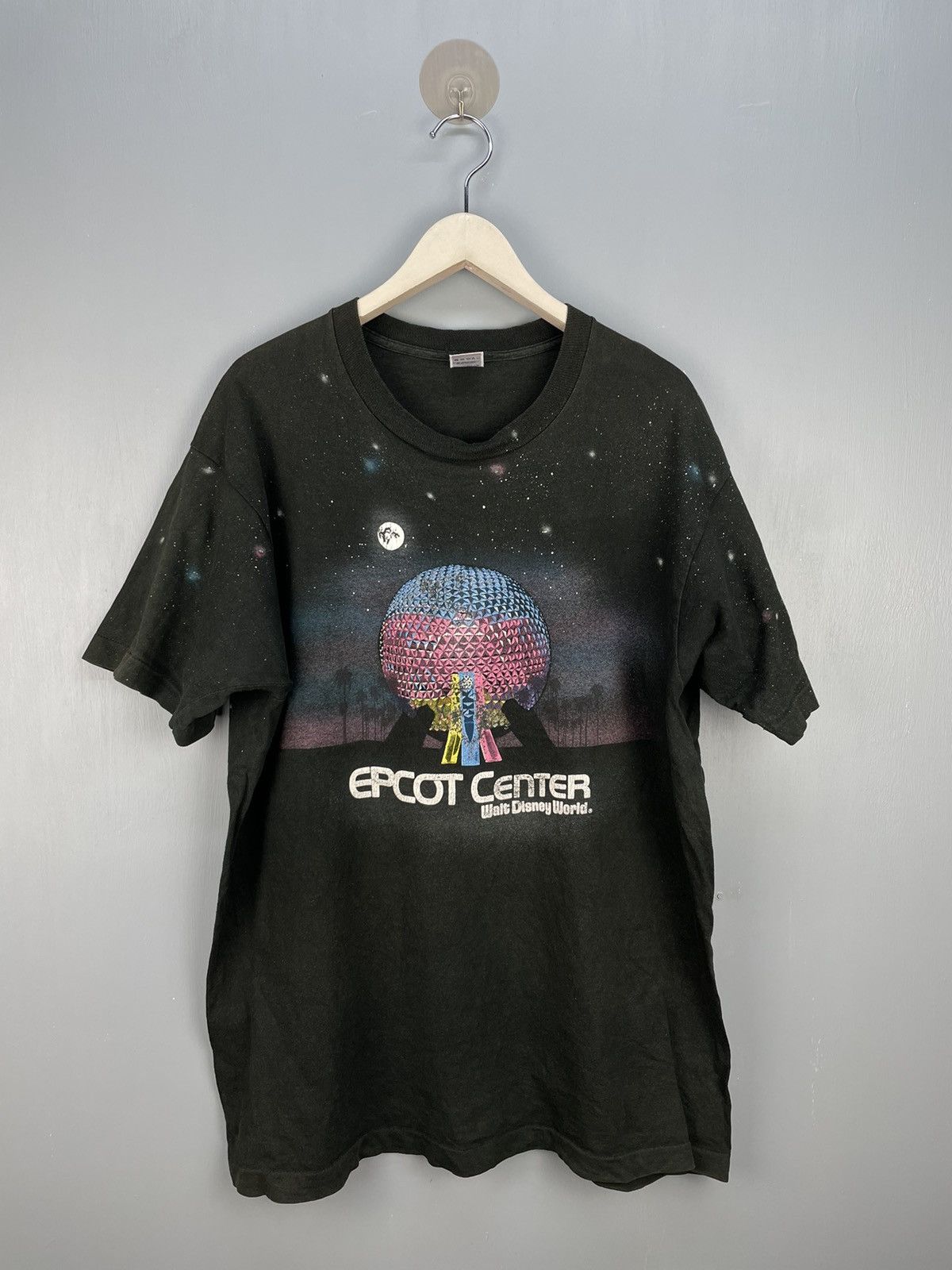 Vintage 90s Epcot Center Walt Disney World t shirt