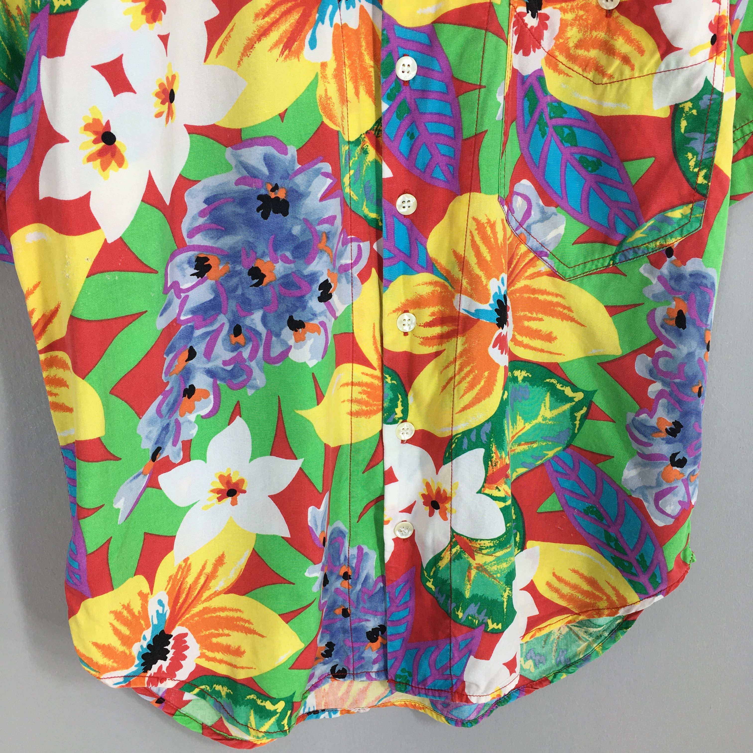 Vintage Vintage Lizwear Floral Hawaiian Island Beach Shirt Small Size US S / EU 44-46 / 1 - 4 Thumbnail