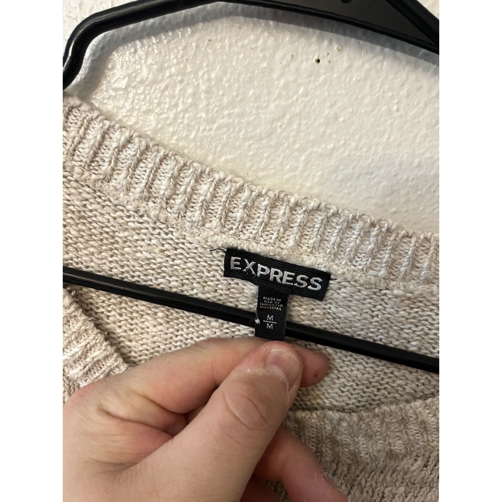 Express Express Womens Pullover Sweater Long Sleeve Round Neck Knit Size Medium Beige Size M / US 6-8 / IT 42-44 - 2 Thumbnail