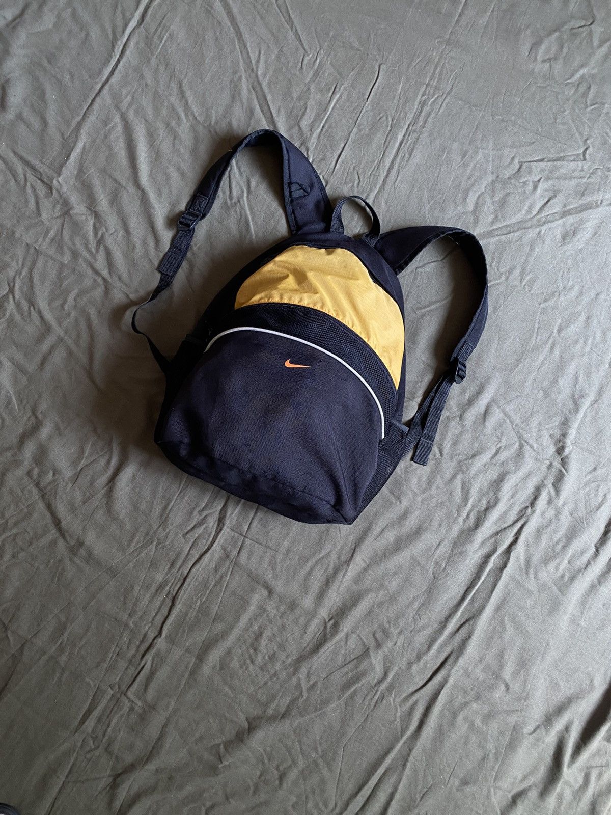 Nike × Vintage Nike Swoosh Vintage Nylon Sk8 Bag Size ONE SIZE - 3 Thumbnail