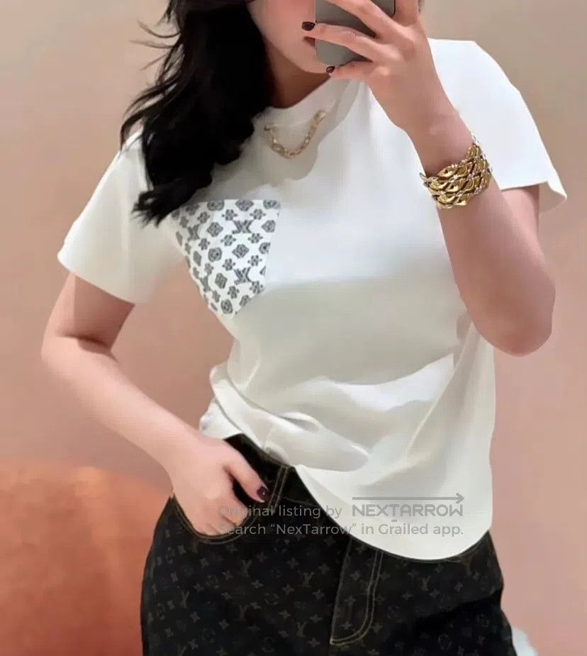 Louis Vuitton Louis Vuitton White pocket old print cotton round neck sho Size US M / EU 48-50 / 2 - 9 Thumbnail