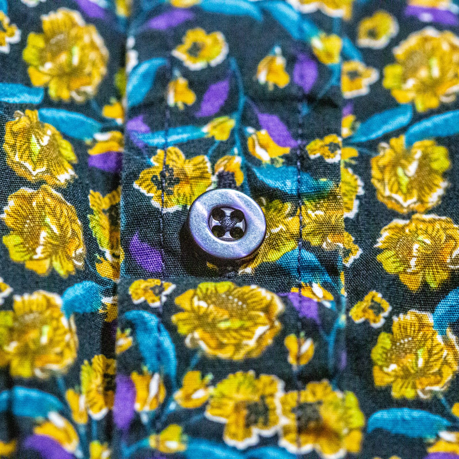 Kennington Ltd. Kennington LTD Men's short sleeve button-up floral shirt Size US L / EU 52-54 / 3 - 6 Thumbnail