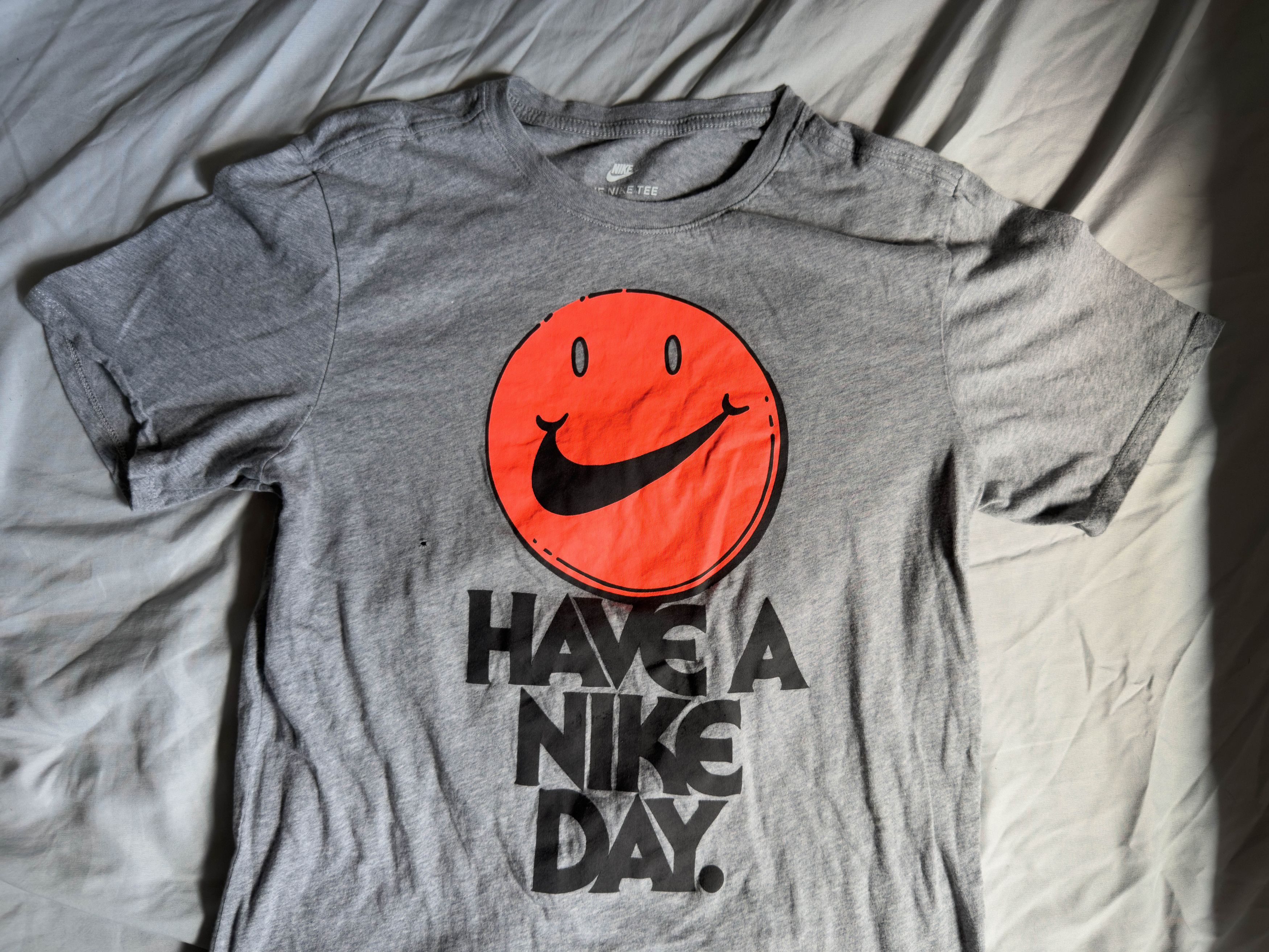 Nike Nike "Have a Nike Day" Tee Shirt Medium $95 Size US M / EU 48-50 / 2 - 1 Thumbnail