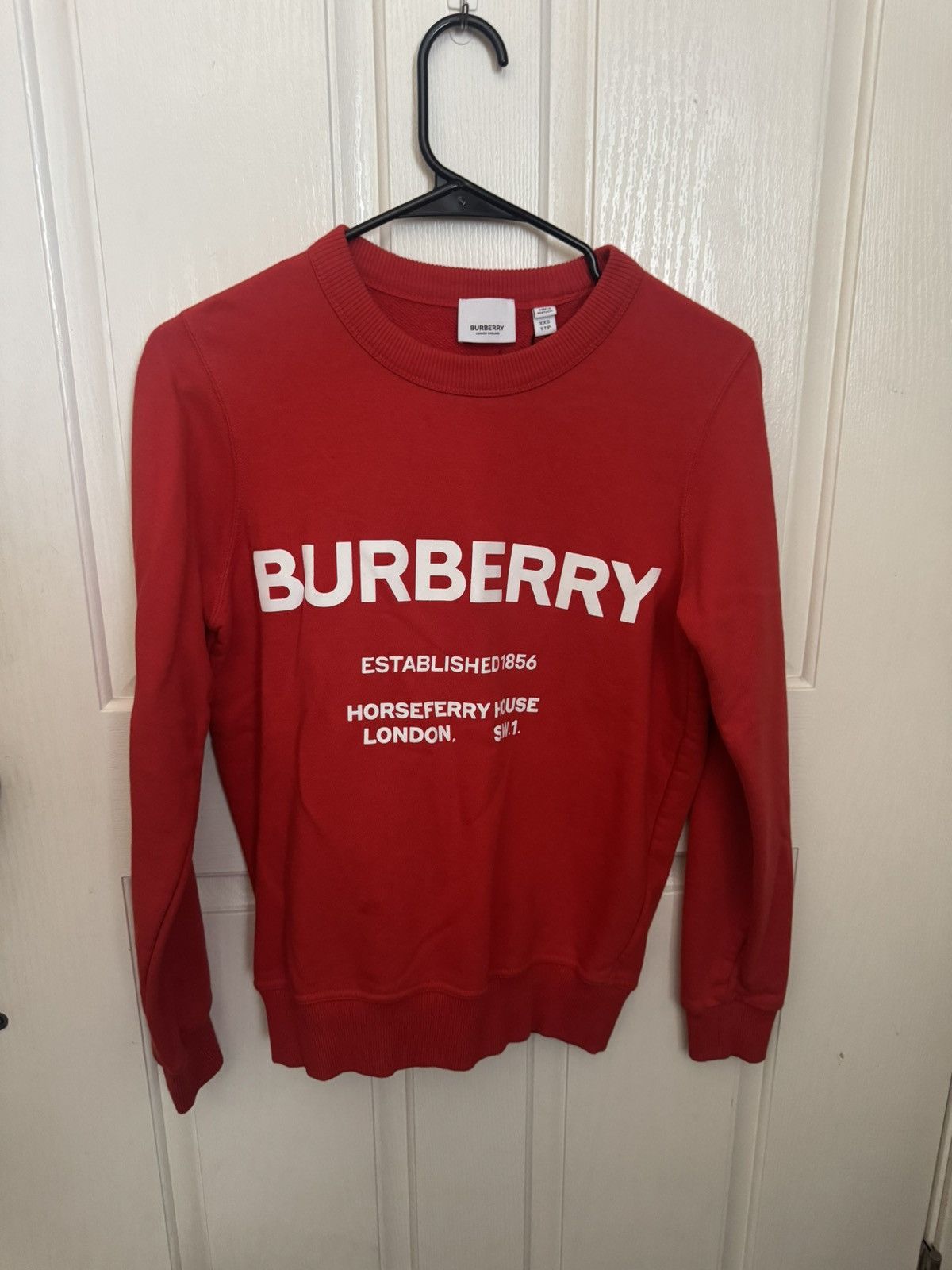 Burberry Burberry Red Graphic Print Crew Neck Sweatshirt Size US XXS / EU 40 - 1 Thumbnail