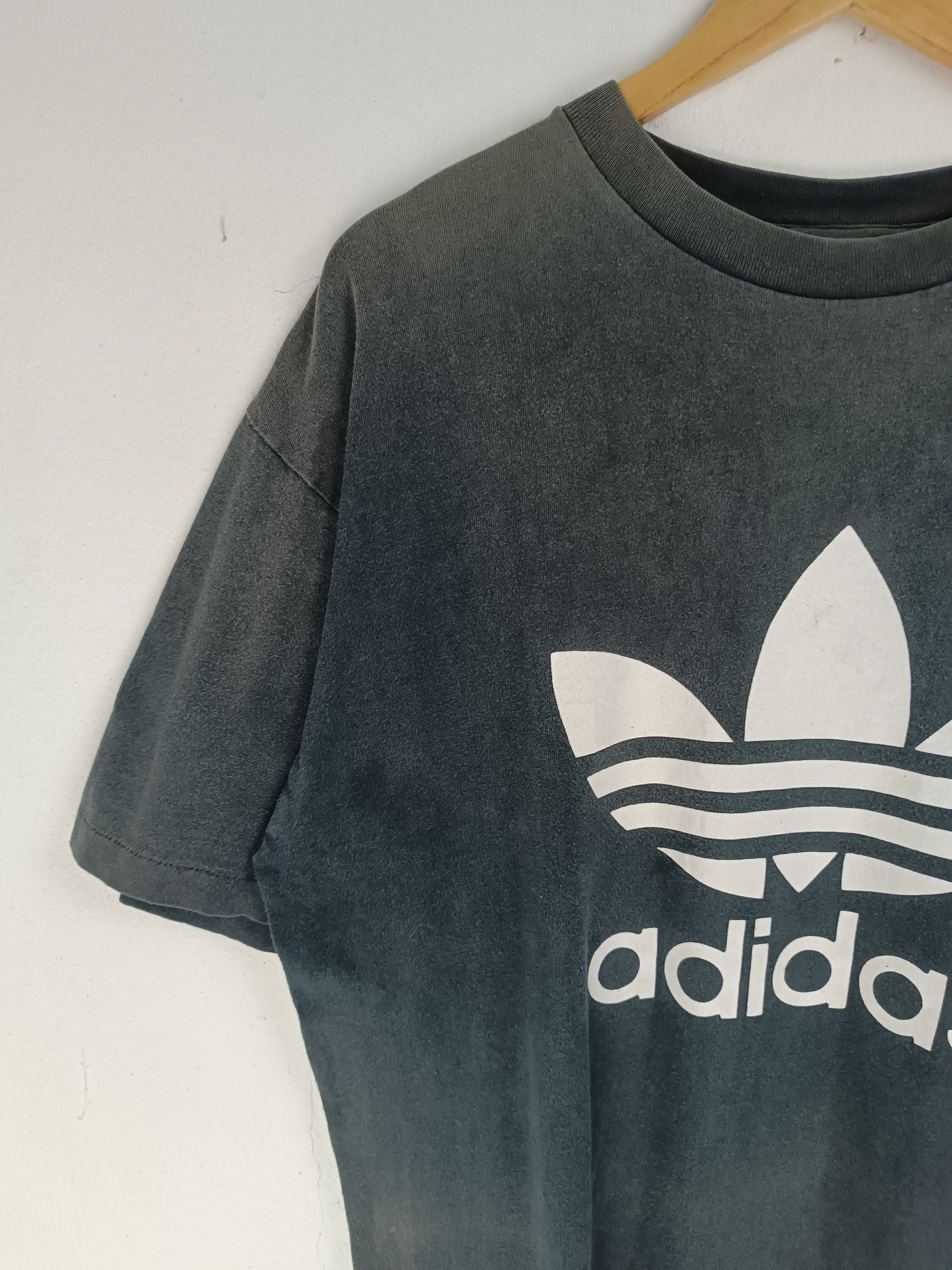Adidas THRASHED FADED VINTAGE 90'S ADIDAS TREFOIL STITCH VERY RARE Size US XL / EU 56 / 4 - 5 Thumbnail