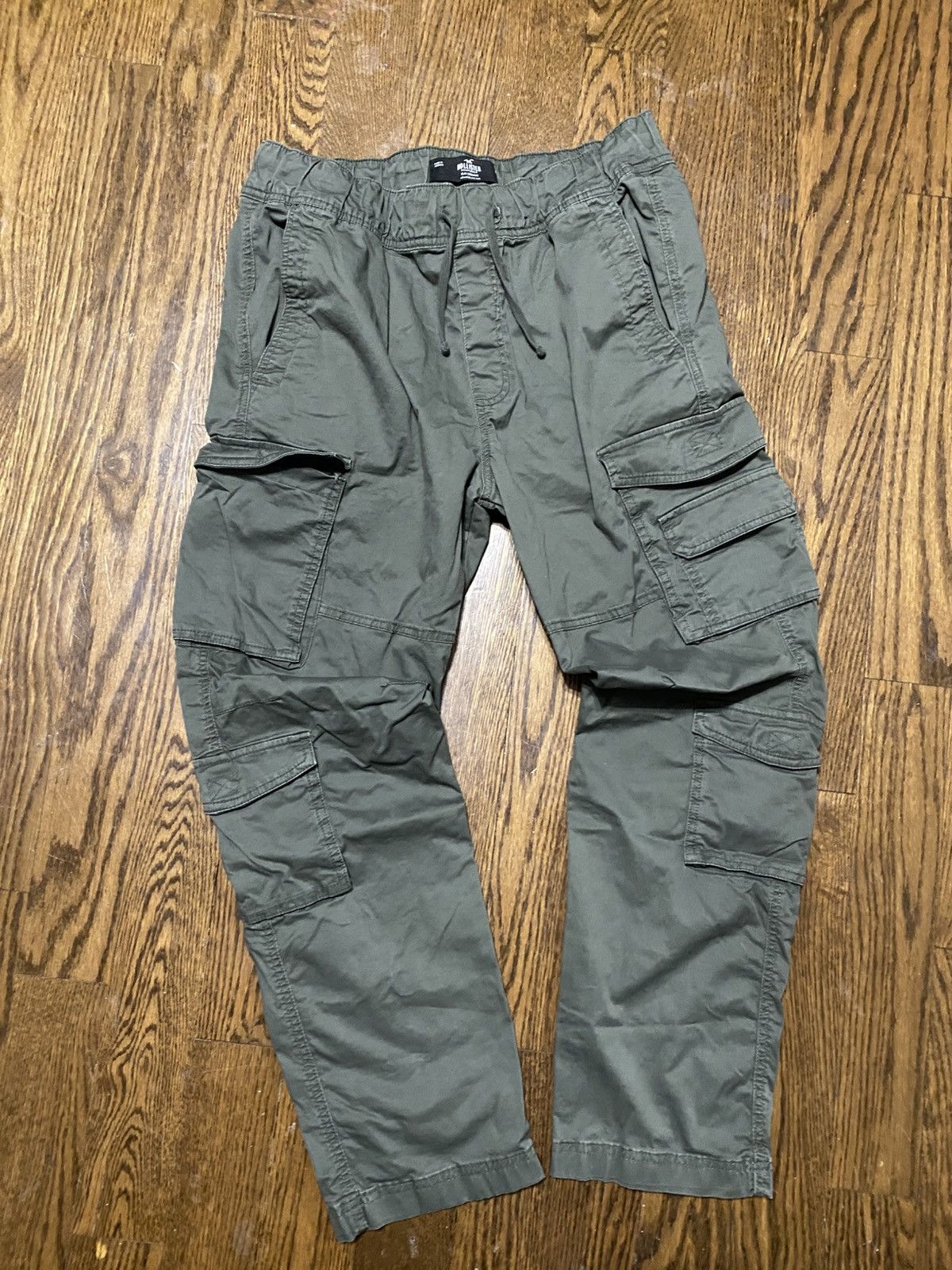 Hollister Olive green straight slim cargo pants. Size US 36 / EU 52 - 1 Thumbnail