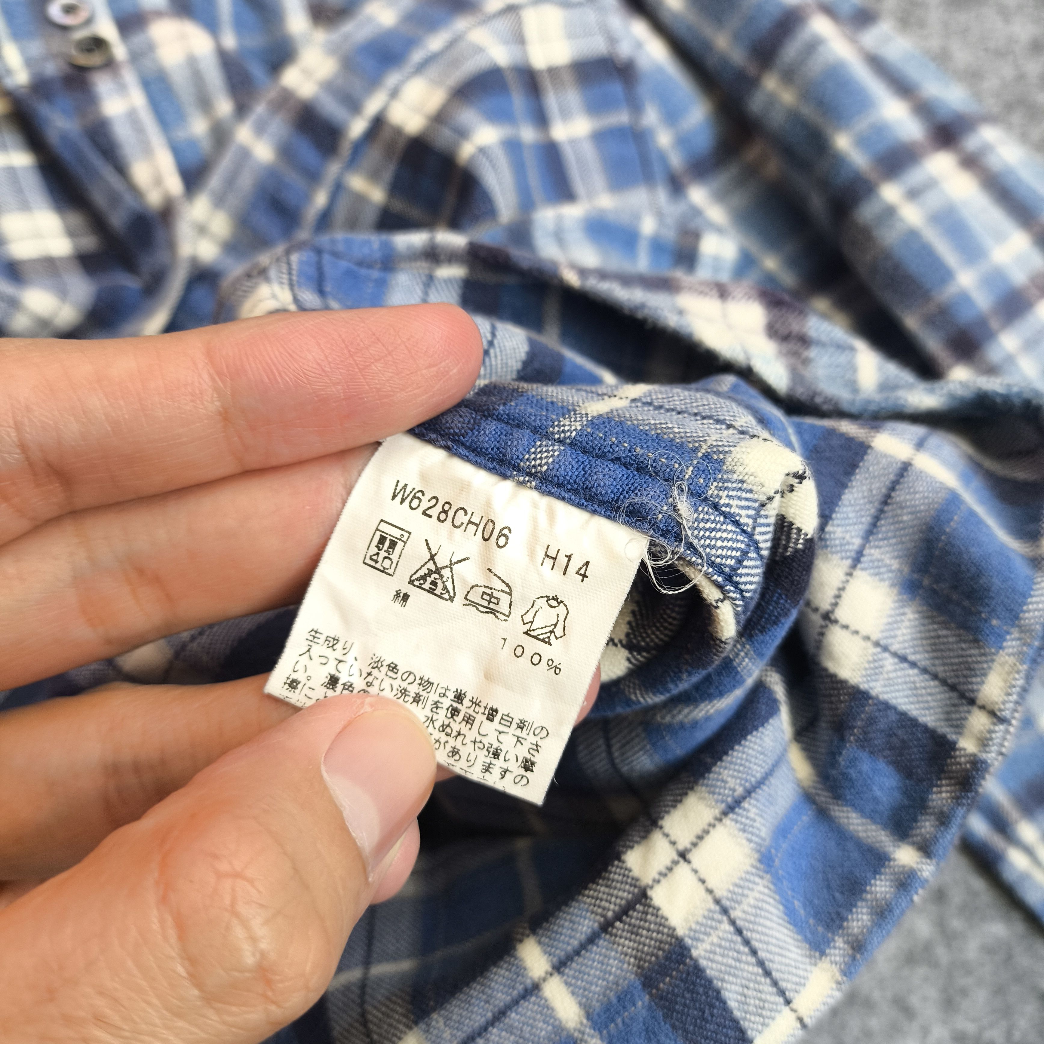 agnes b. Agnes b flanel shirt Size US M / EU 48-50 / 2 - 4 Thumbnail