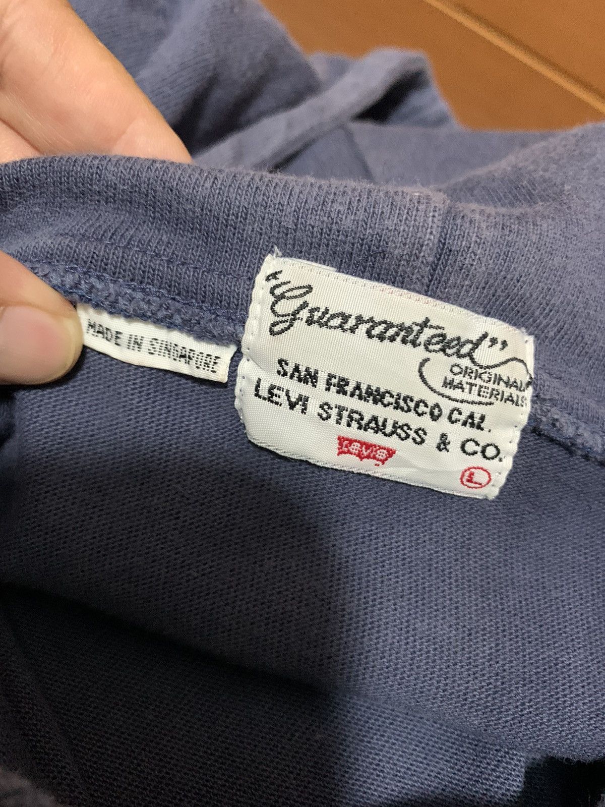 Levi's Vintage Levi's Long Sleeve Hooded Size US L / EU 52-54 / 3 - 9 Thumbnail