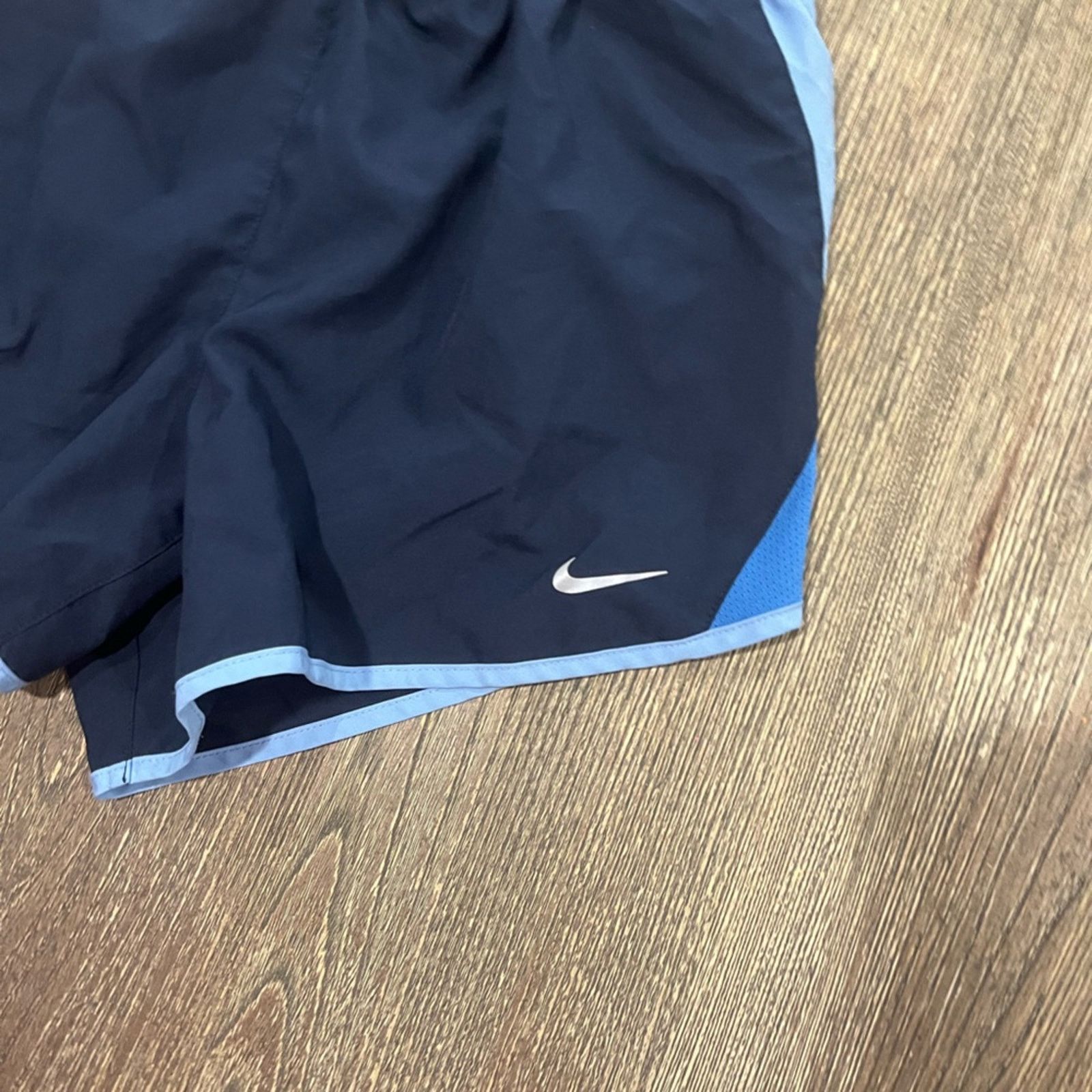 Nike Nike Shorts Dri Fit Running Athletic Workout Colorblock Sz S Size 26" / US 2 / IT 38 - 2 Thumbnail