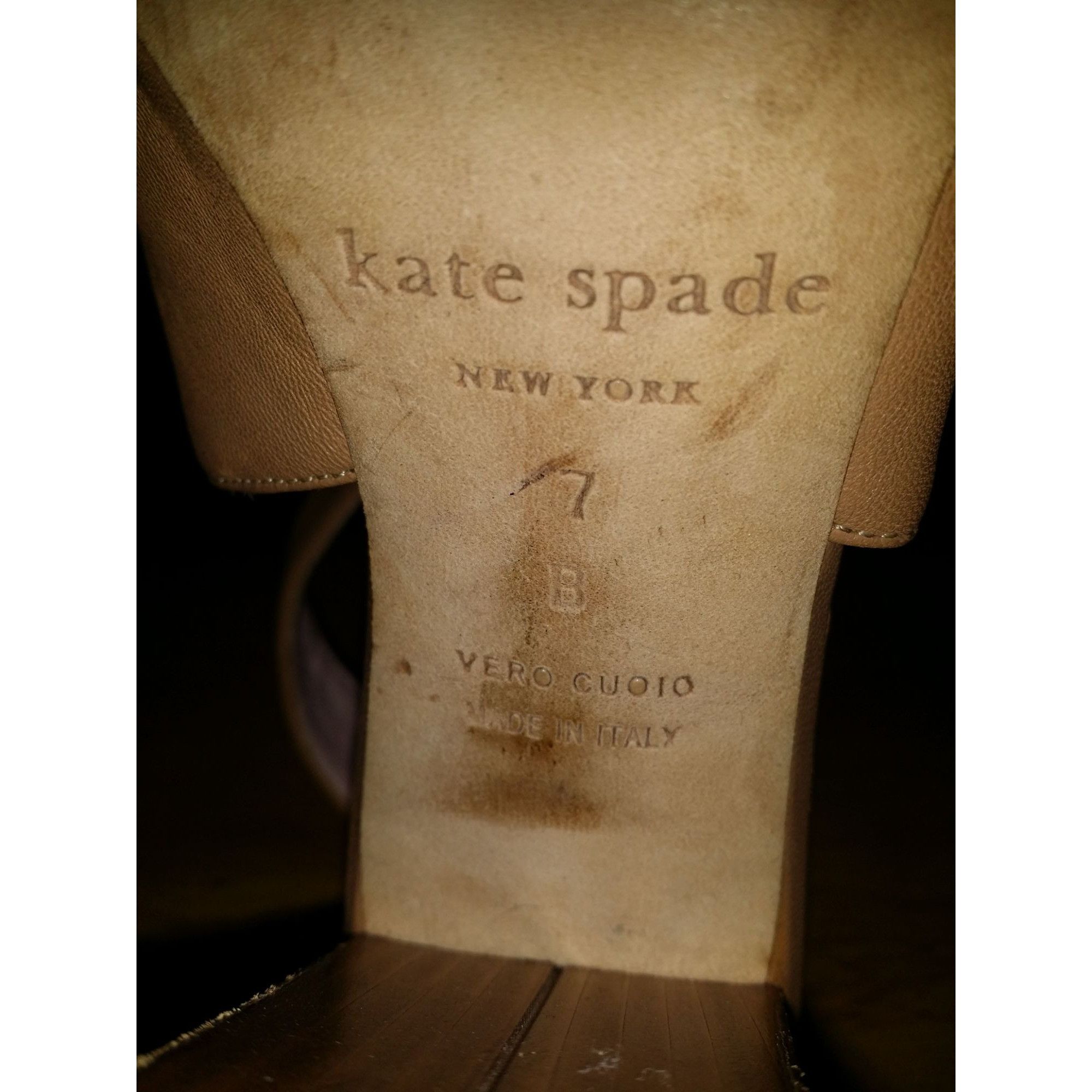 Kate Spade Kate Spade New York Olivia Scalloped Heels Women Sz 7B Nude Size US 7 / IT 37 - 8 Thumbnail