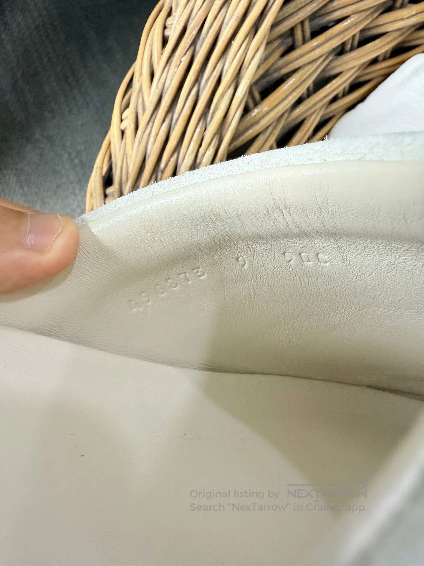 Gucci Gucci Men's White Horsebit Slippers Size 43. Size US 10 / EU 43 - 5 Thumbnail