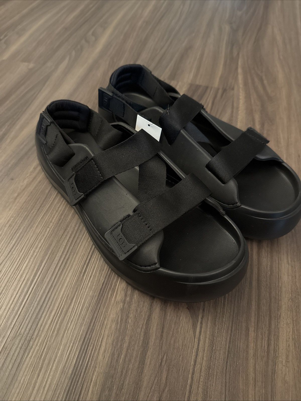 Ugg UGG M Stratus Sandals Black Size 13 | Adjustable Straps Size US 13 / EU 46 - 2 Thumbnail