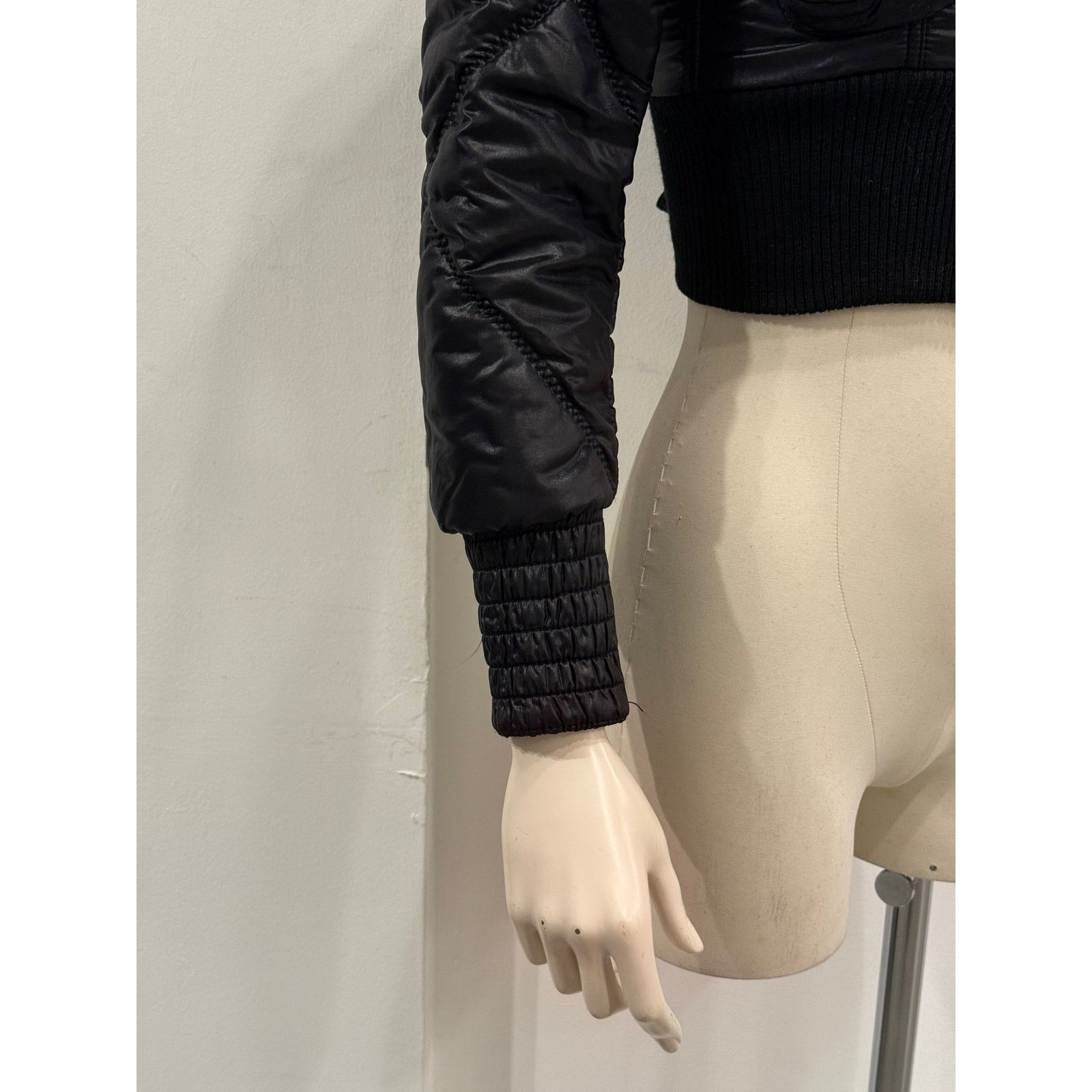 Roberto Cavalli 2000S Cavalli ultra-cropped cargo puffer jacket Size S / US 4 / IT 40 - 4 Thumbnail